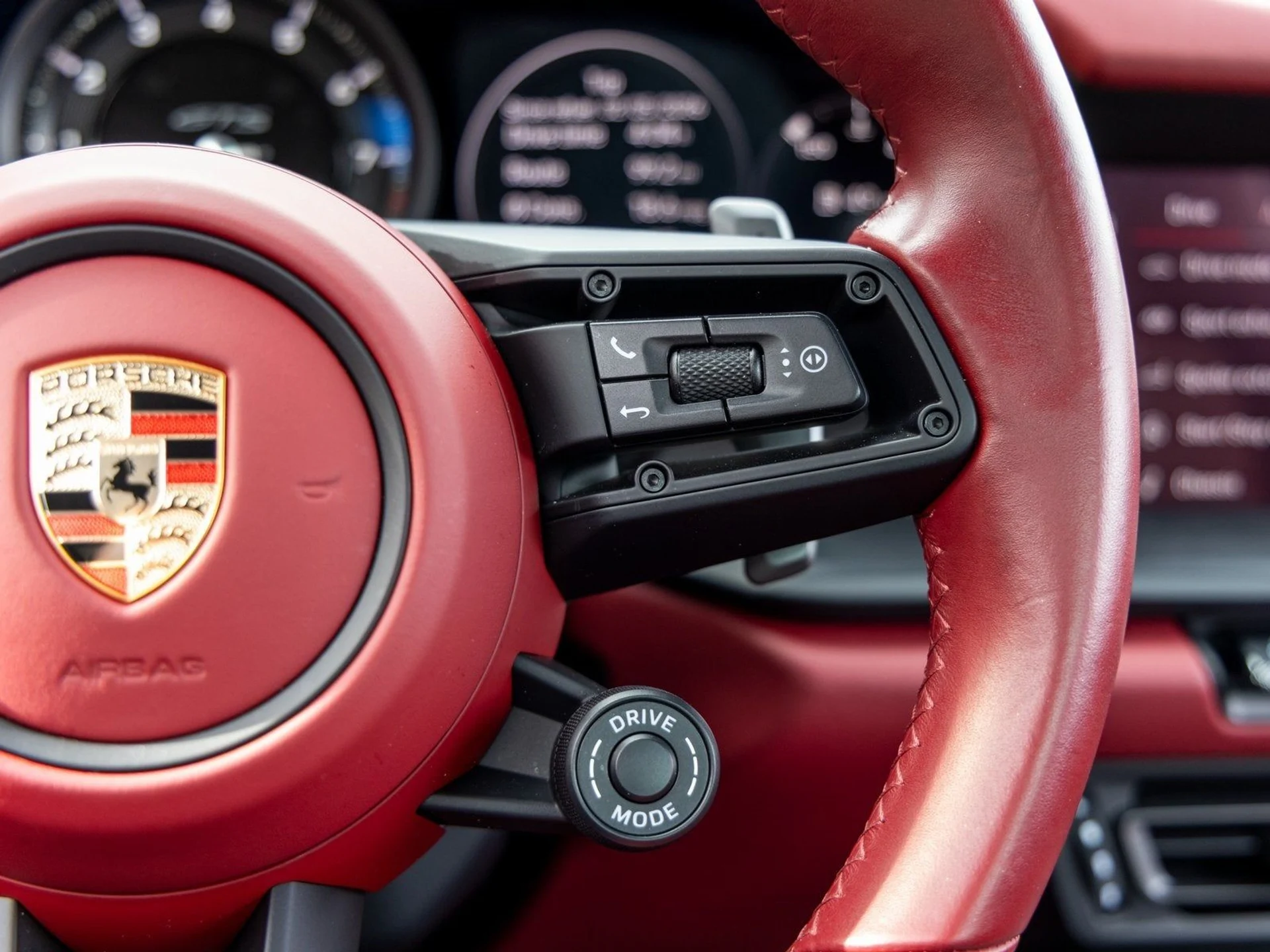 mph036_2462327222_37_9811bb8352