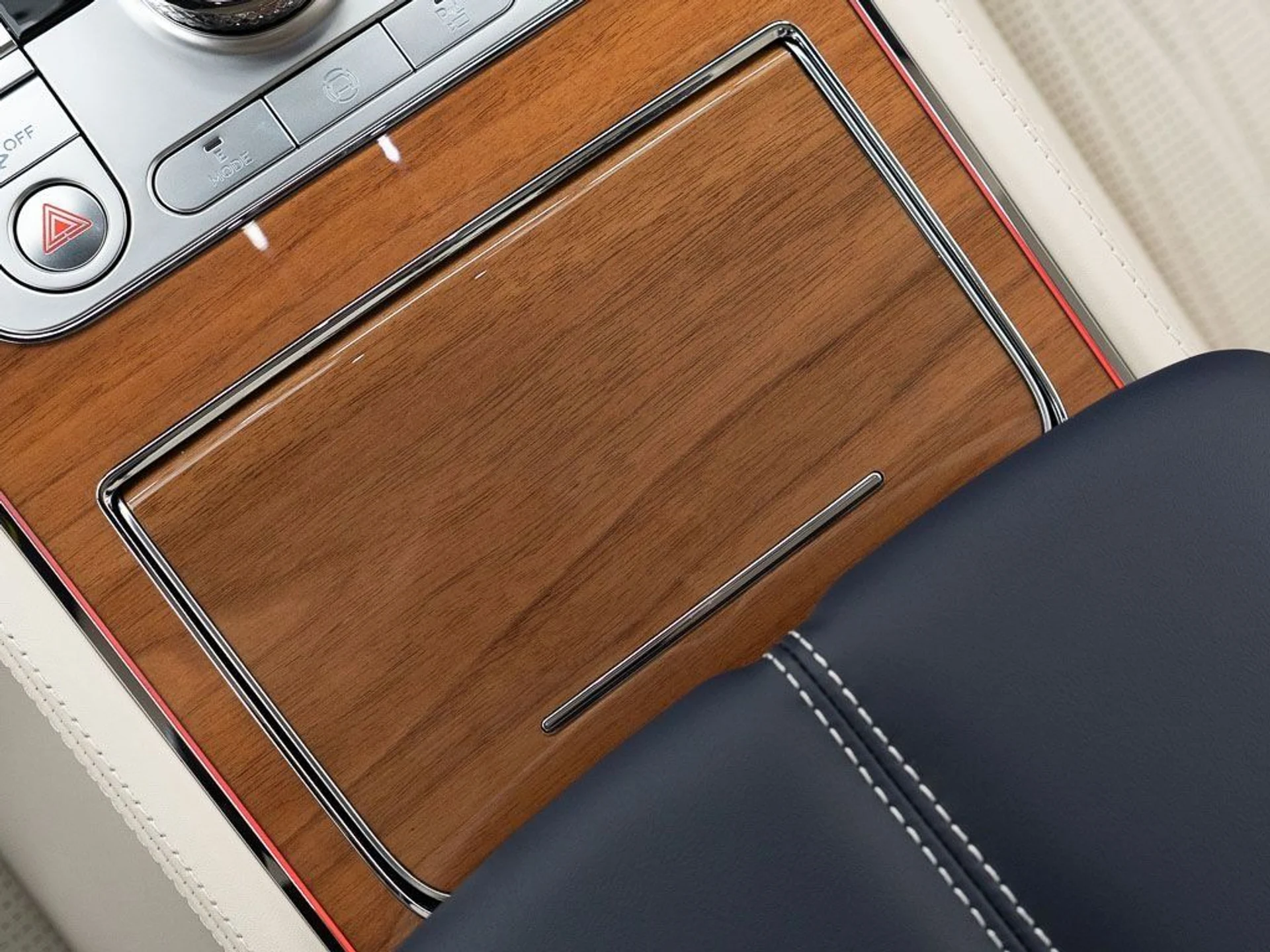 mph036_2463341200_d9c71c564007d1cdbbbd35fb2ed46143_a0bcd79077