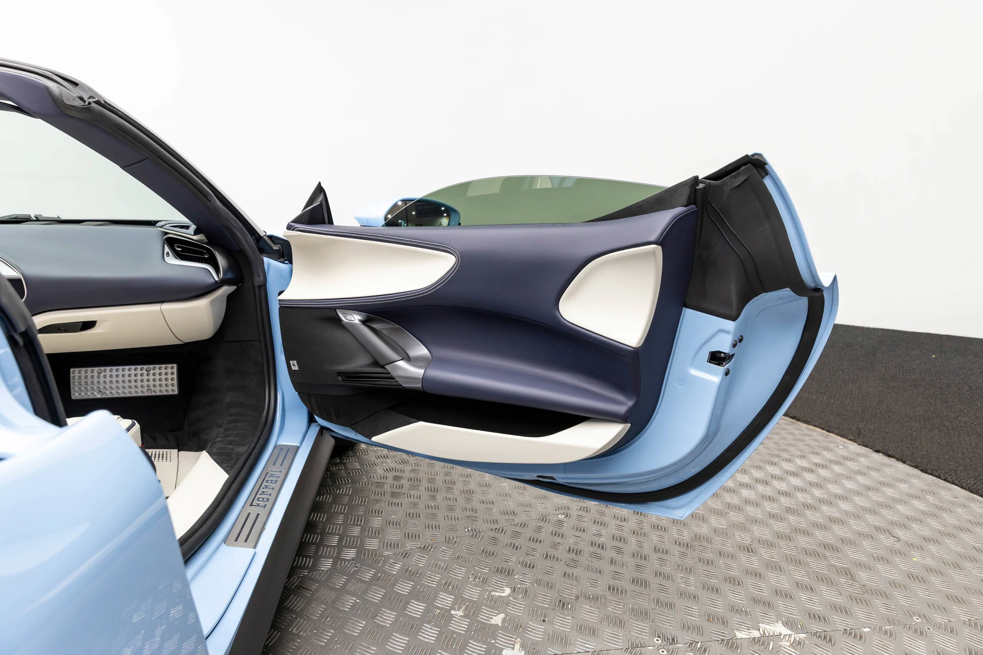 mph036_2467945437_4673c35df4544f2cb195d109d1bf19ae_e20fa9e207