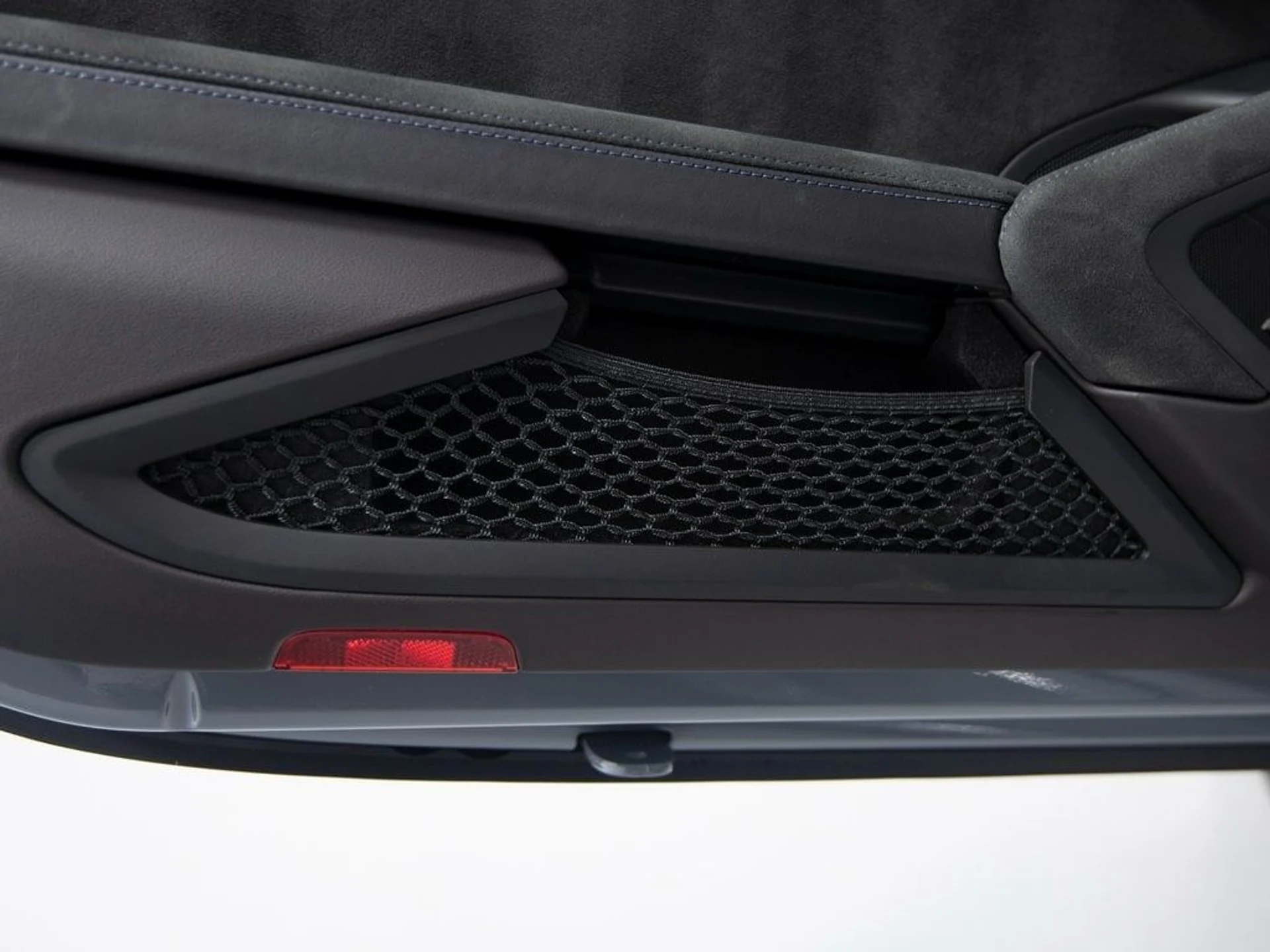 mph036_2468356274_54b258b2bd77027b30f3e0f7f65efaffx_197551d70c