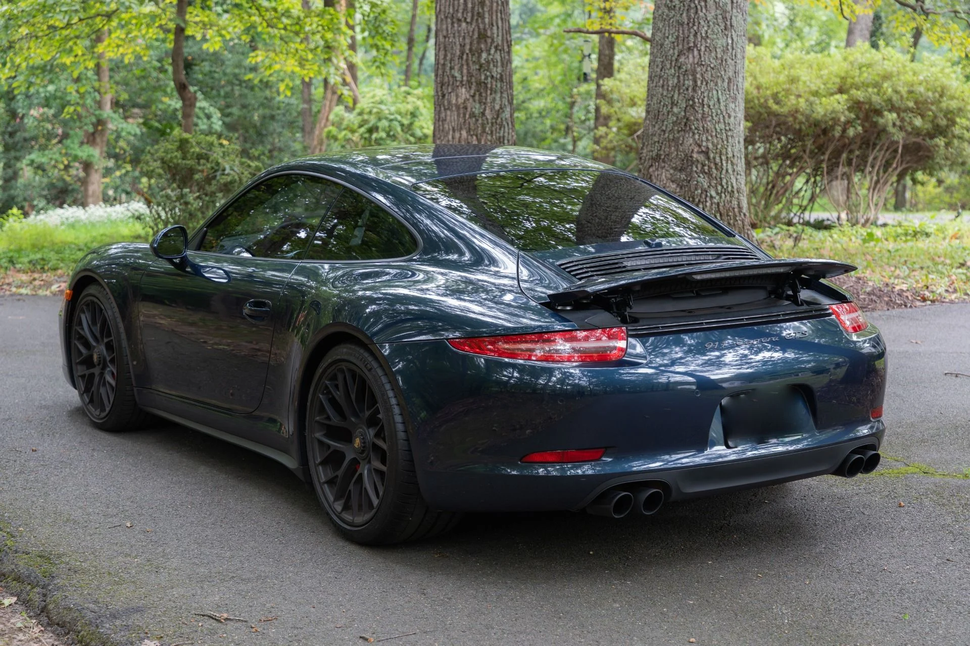 mph036_2474132299_Used_2016_Porsche_911_Carrera_GTS_1788907284_48eb986f69