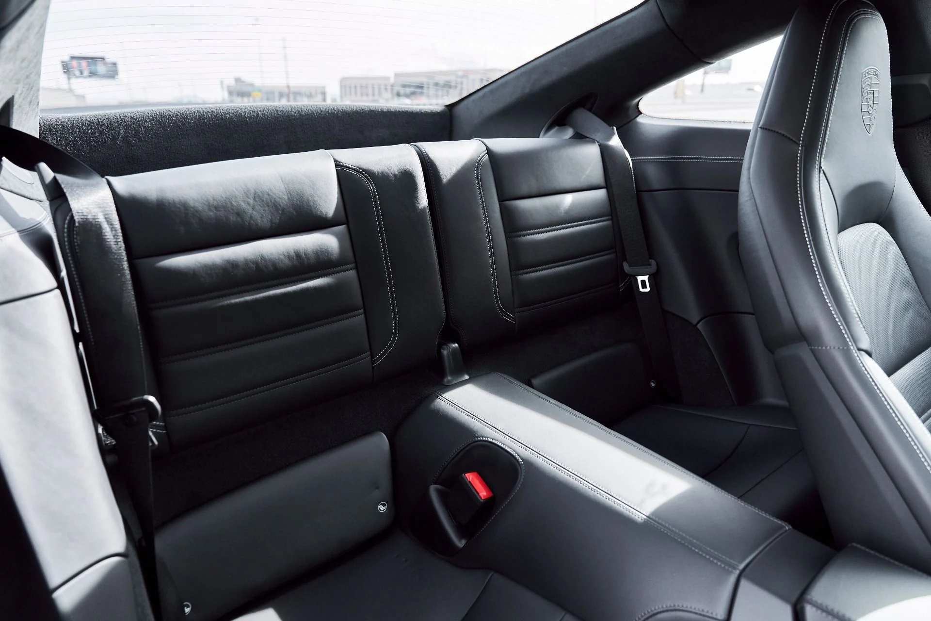 mph036_2474251804_Used_2024_Porsche_911_Turbo_1767745755_0709aa9a4a