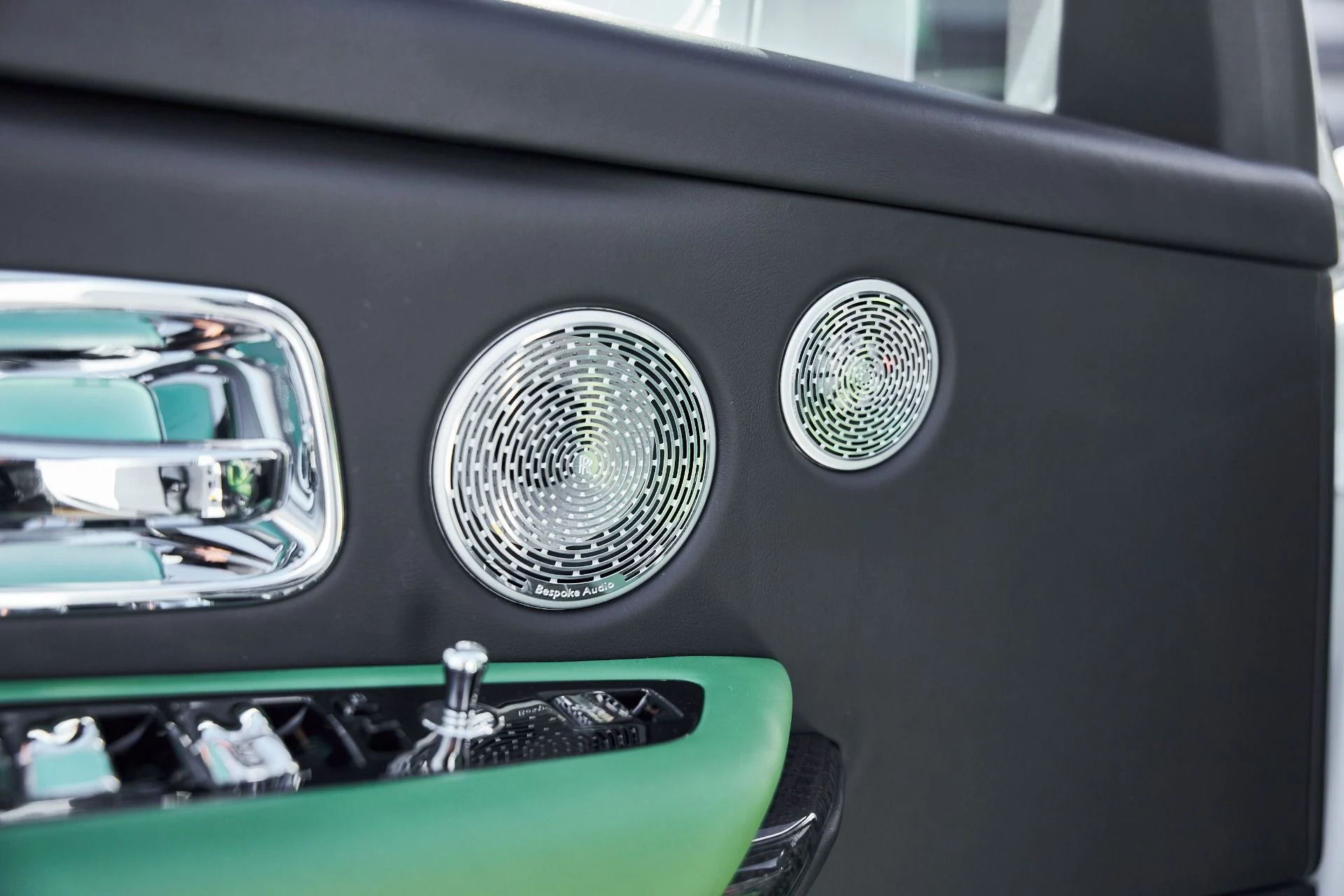 mph036_2476352255_Used_2023_Rolls_Royce_Cullinan_Black_Badge_1769736462_cc49b13ed9