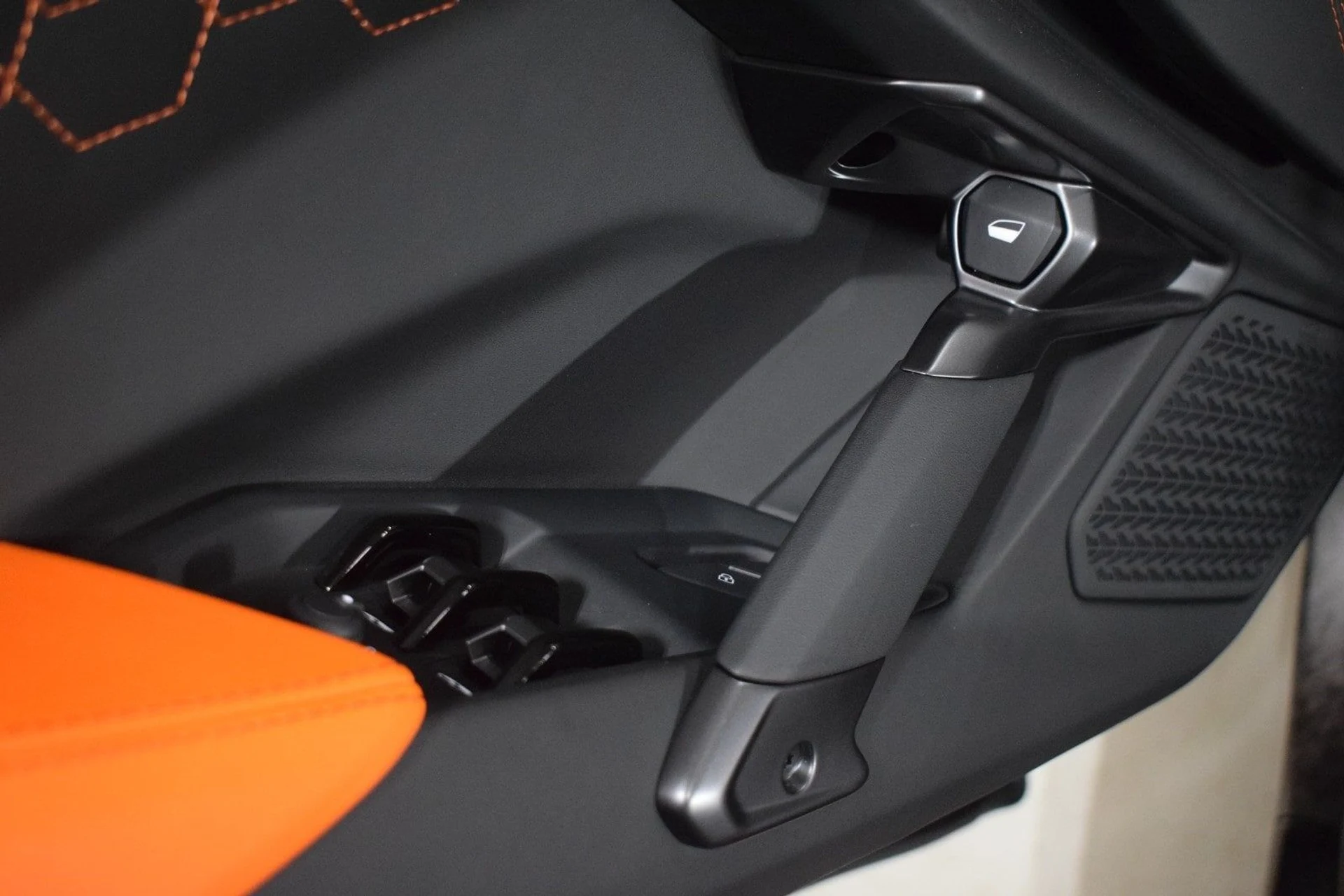 mph036_2513617829_80a29e48a0b5d73928e1c41260c34675x_be832e0808