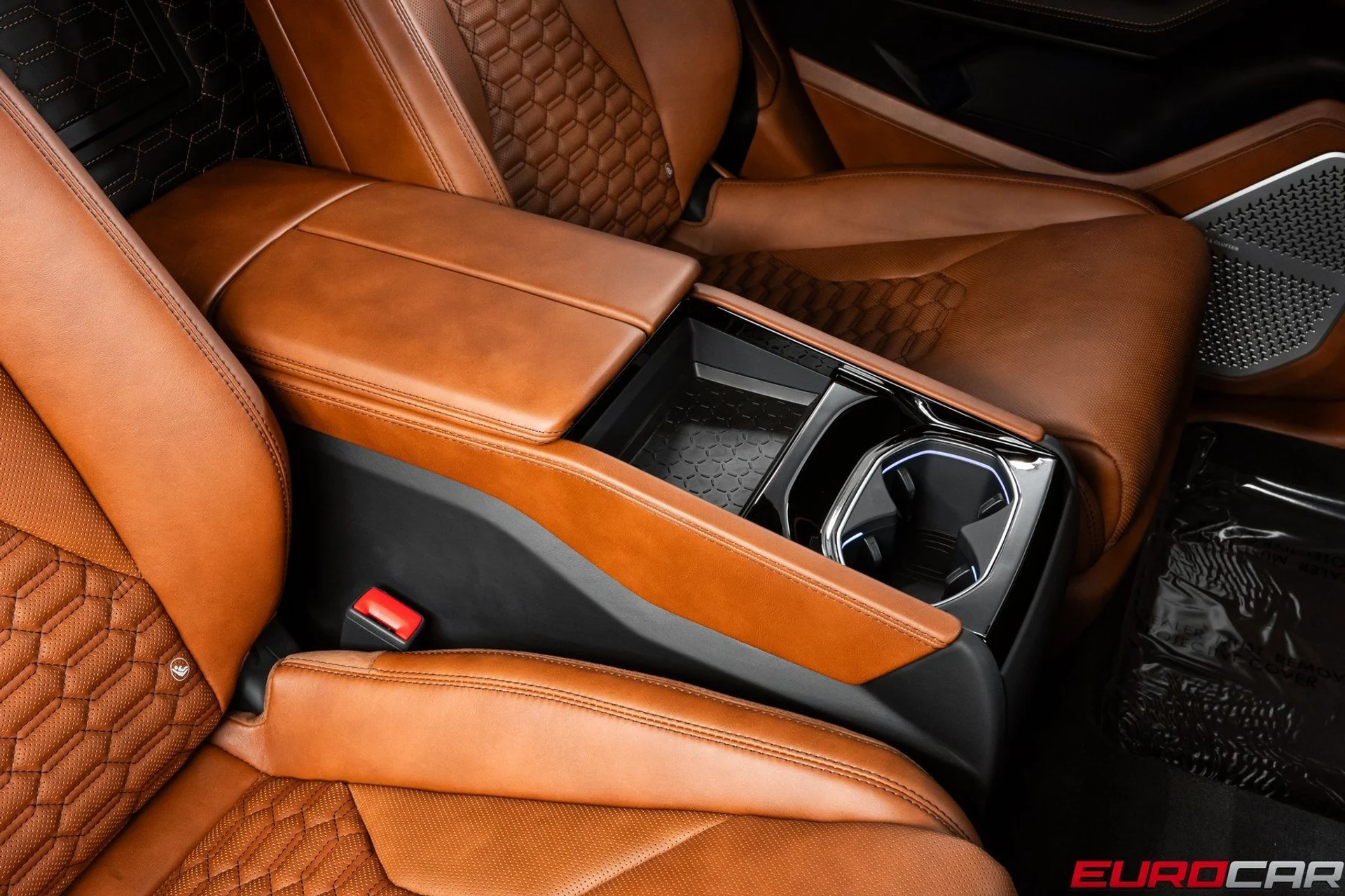 mph036_2526610371_image_37_2a3891e8b3