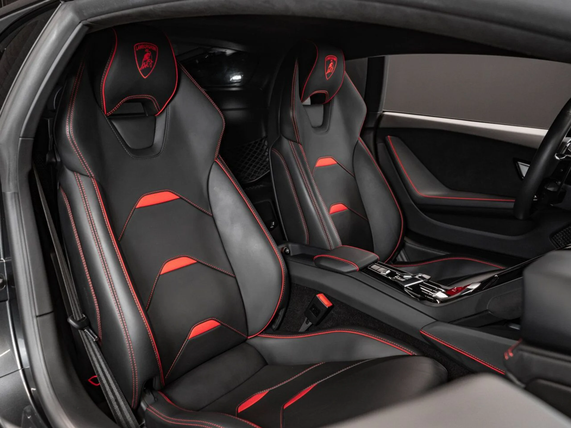 mph036_2541646741_lamborghini_huracan_evo_2020_a5dc90bfef