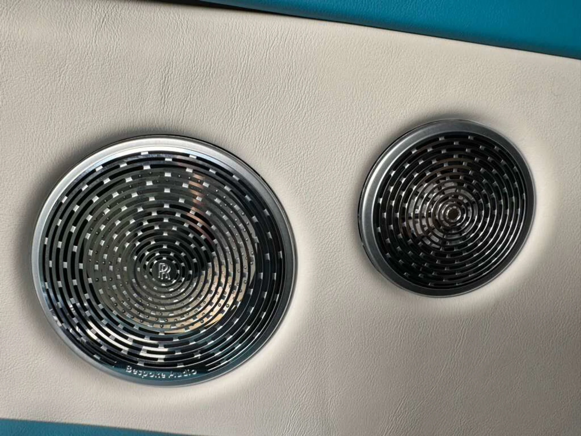 mph036_2555202857_24346d581aaede71a7286addda61a84f_d779164eb4