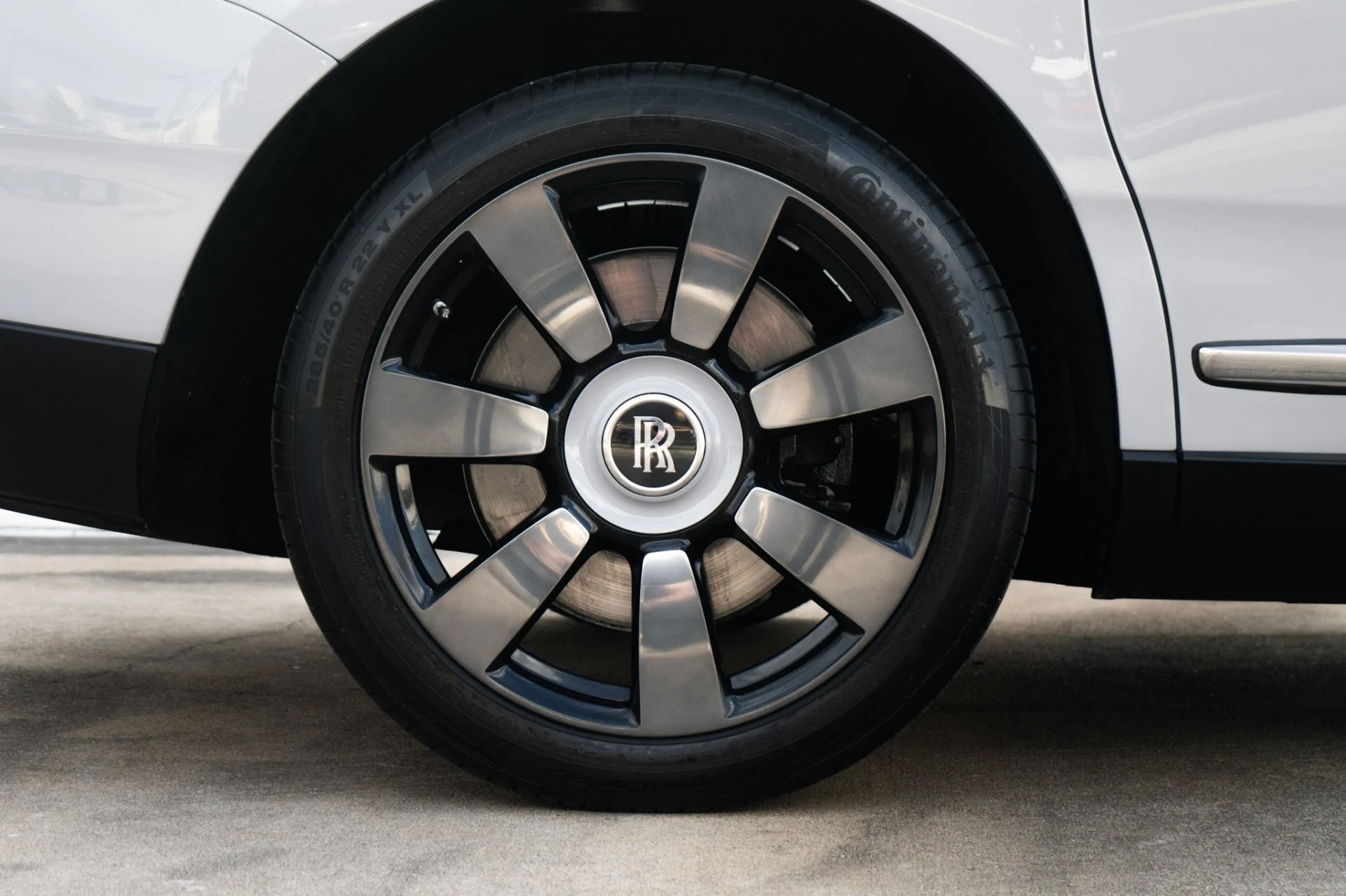 mph036_2560422078_Used_2024_Rolls_Royce_Cullinan_1772750182_1d12fd19ba