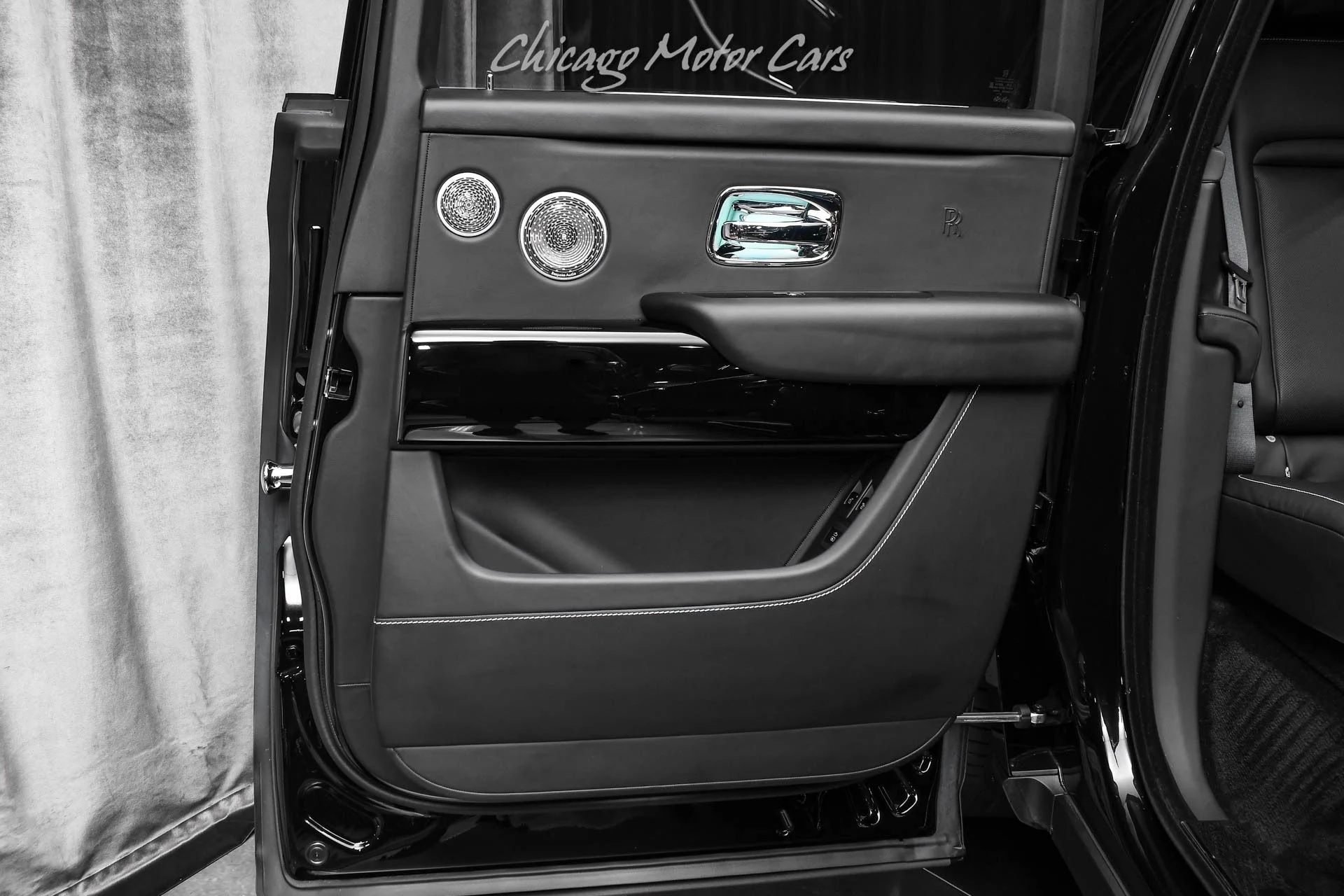 mph036_2561392563_13493_p37_l_d6193c9e2d