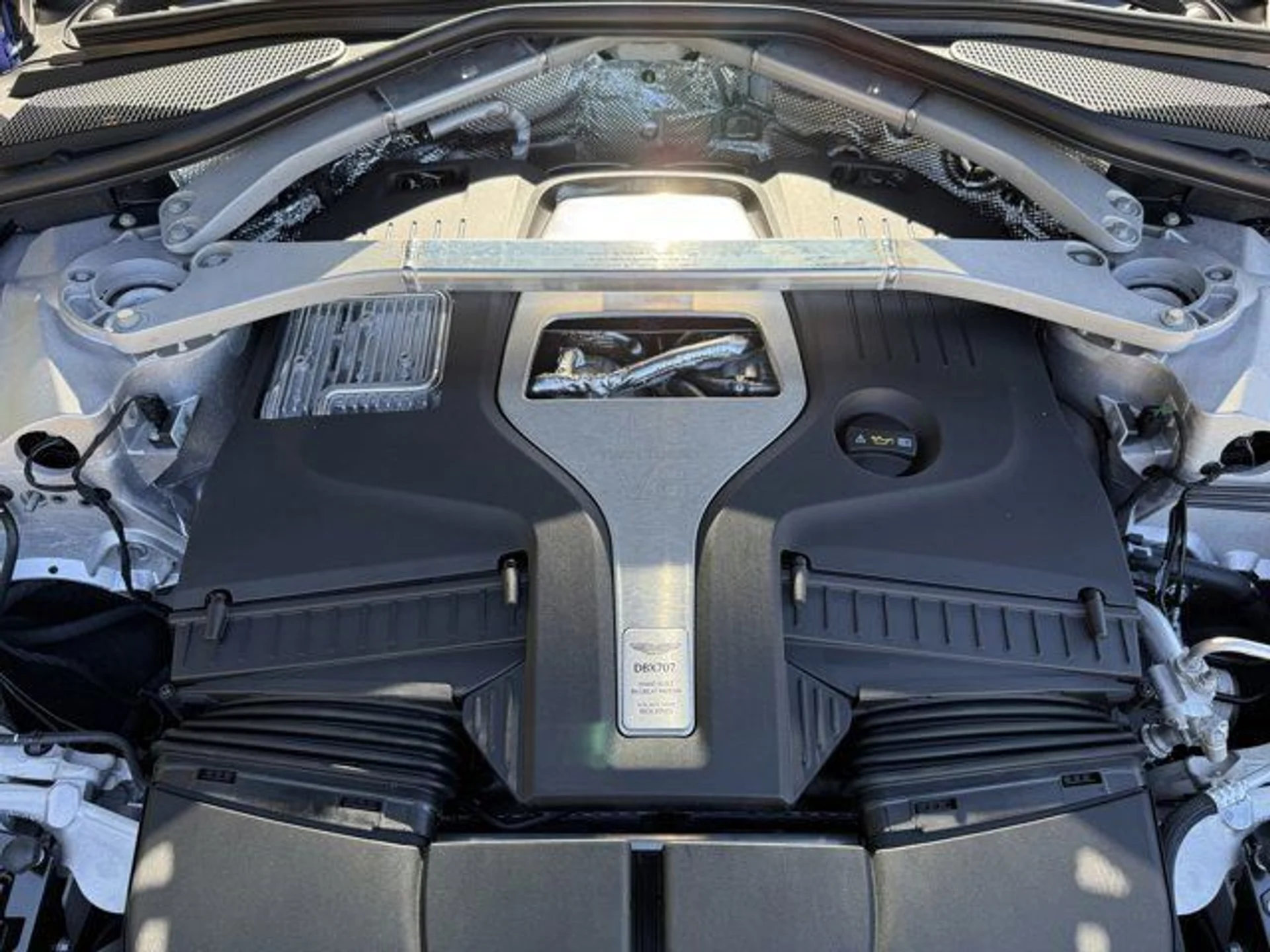 mph036_256551462_f29a958864f54c4599123776f39cb60a_b882c9237d