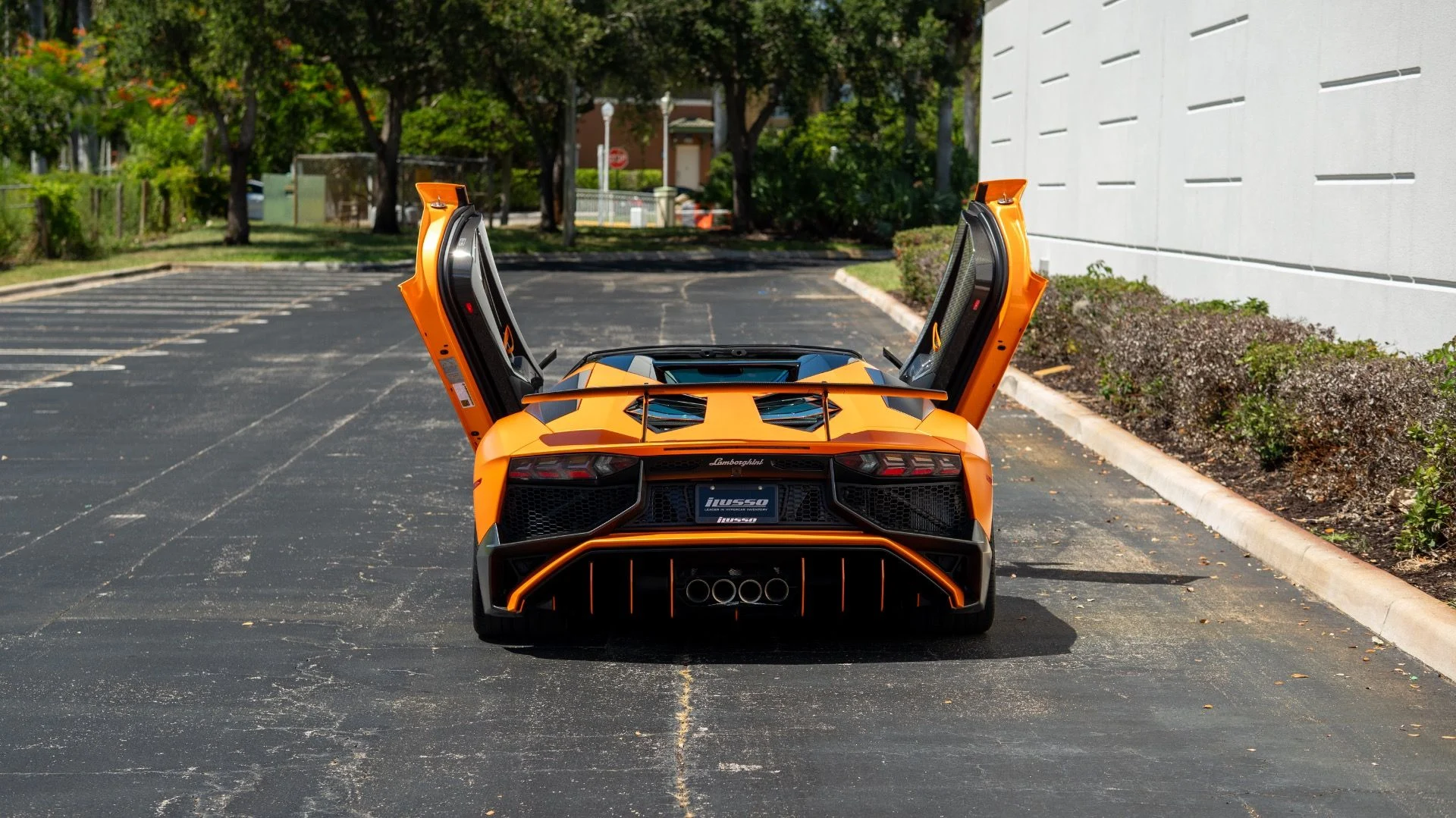 mph036_2566832116_Used_2017_Lamborghini_Aventador_LP_750_4_SV_1750200033_5a67420ab3