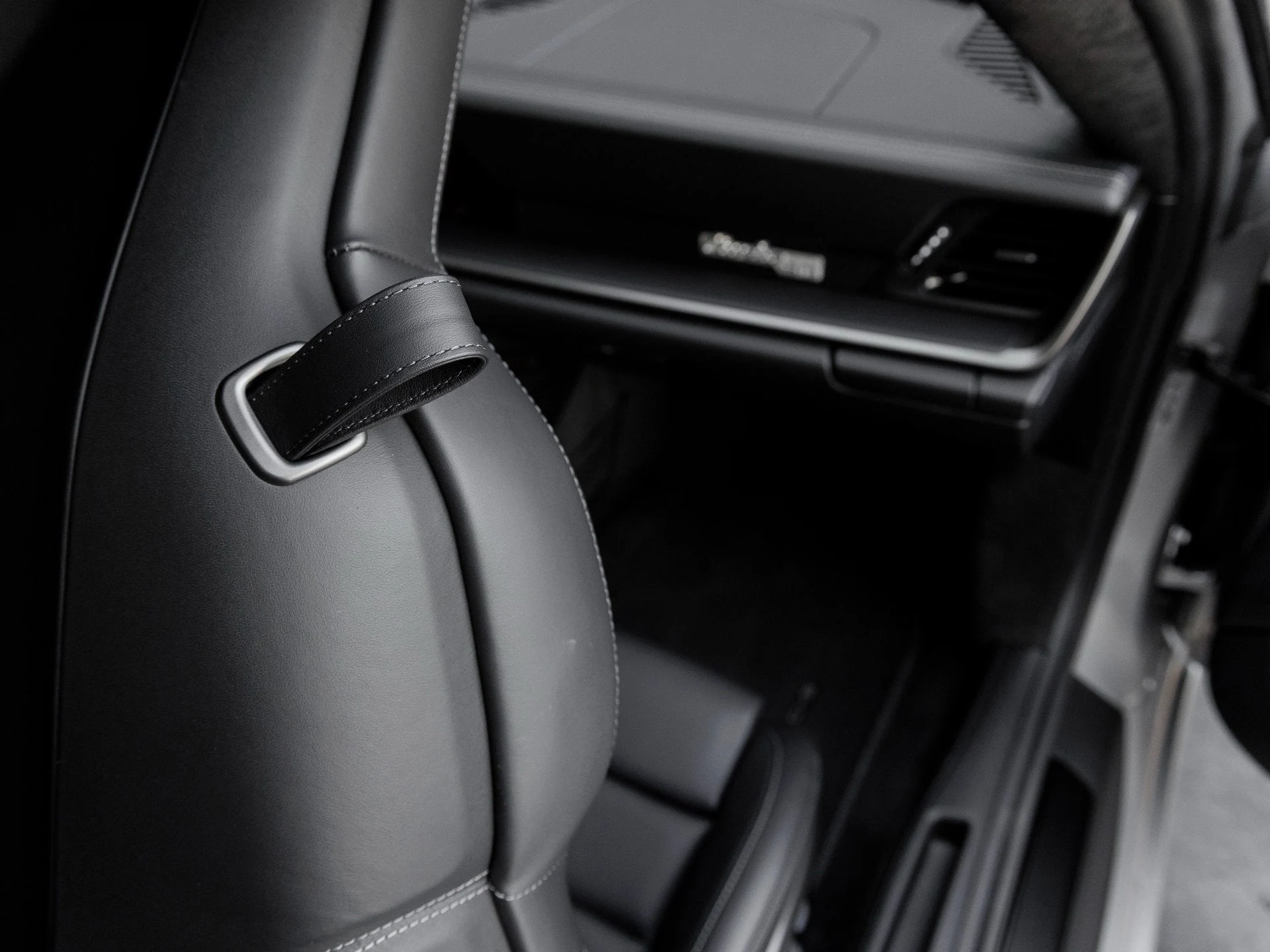 mph036_25698825_37_086a502879