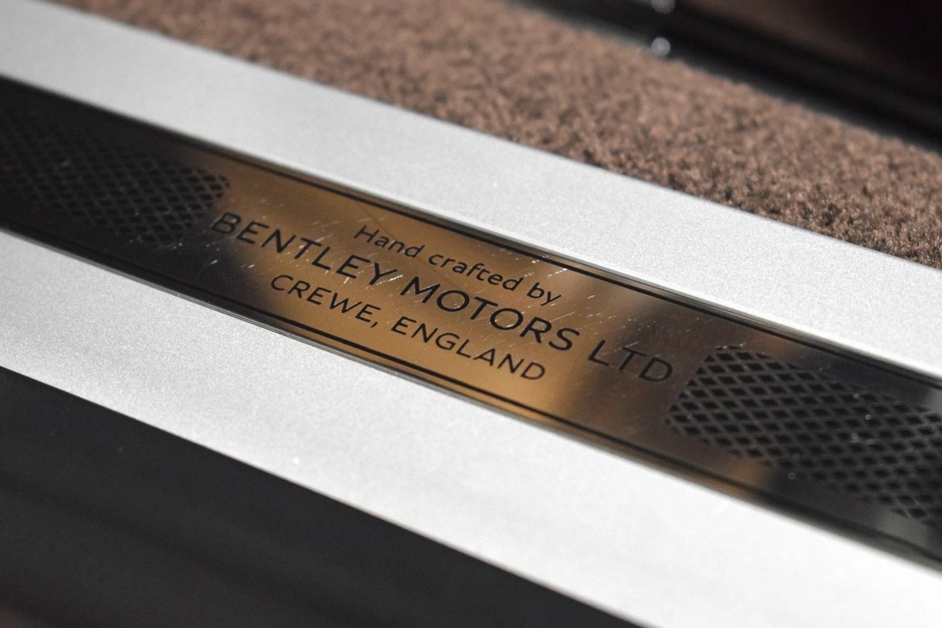 mph036_2572540621_65b9adc1b82b5f0c7f9988a15fe7a840x_b5df429b67