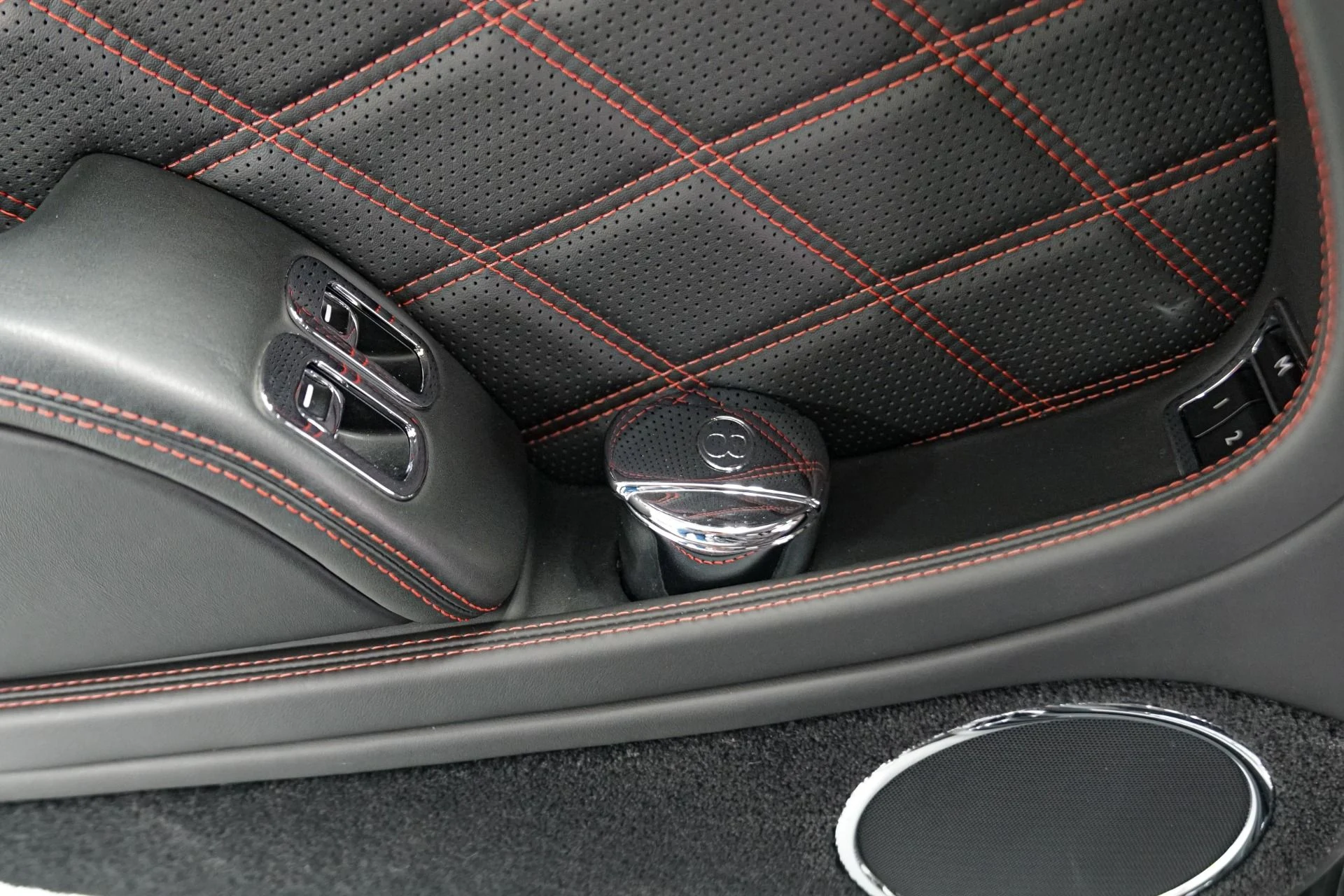 mph036_2573338091_Used_2013_Bentley_Mulsanne_1769559255_205872ff82