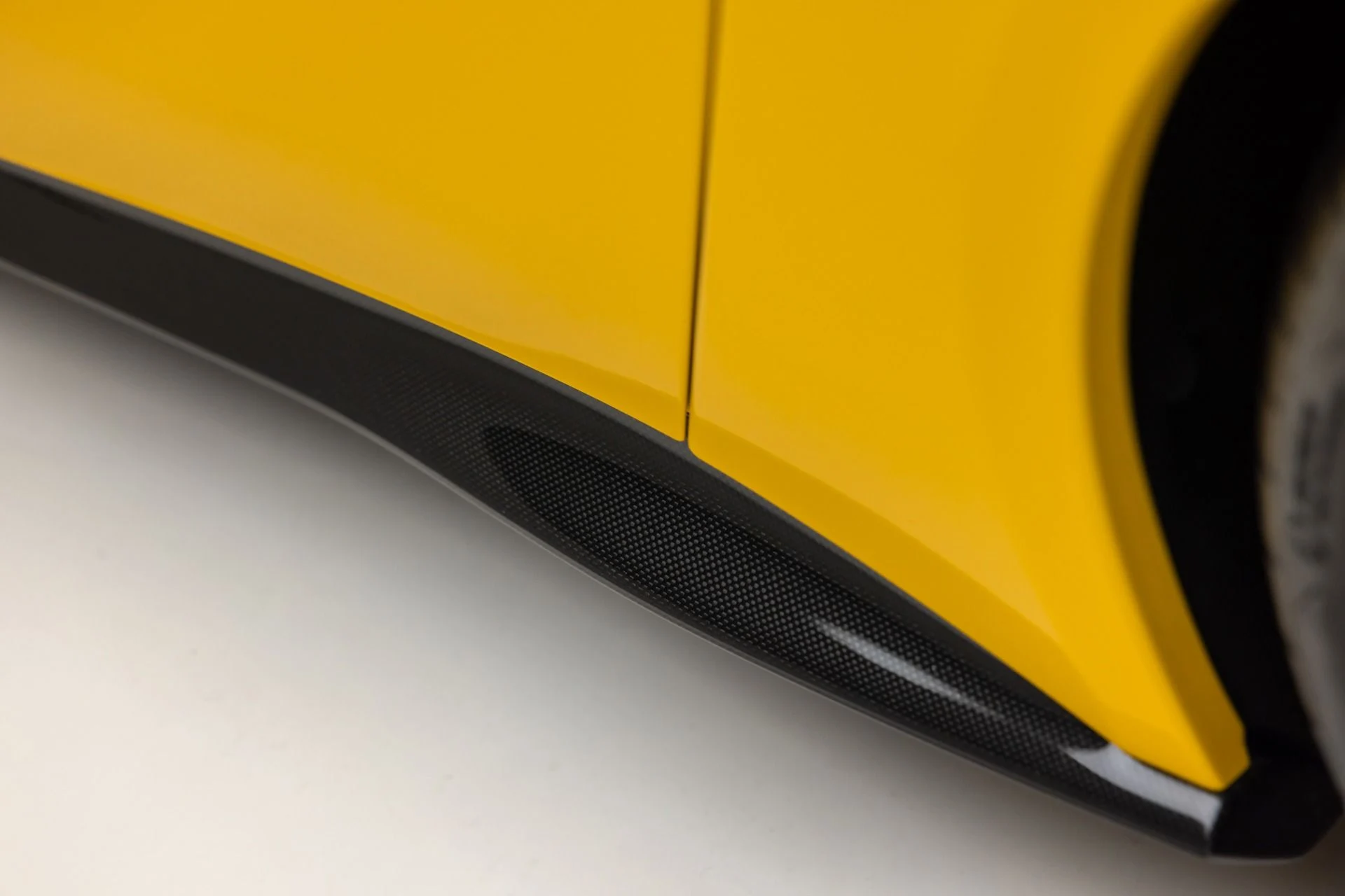 mph036_2578318584_Used_2014_Ferrari_F12berlinetta_1766171664_d4cfb1f201