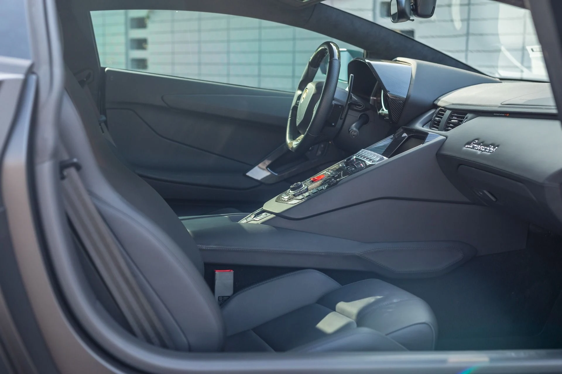 mph036_2578453755_Used_2014_Lamborghini_Aventador_LP_700_4_1776699950_2daacd3265