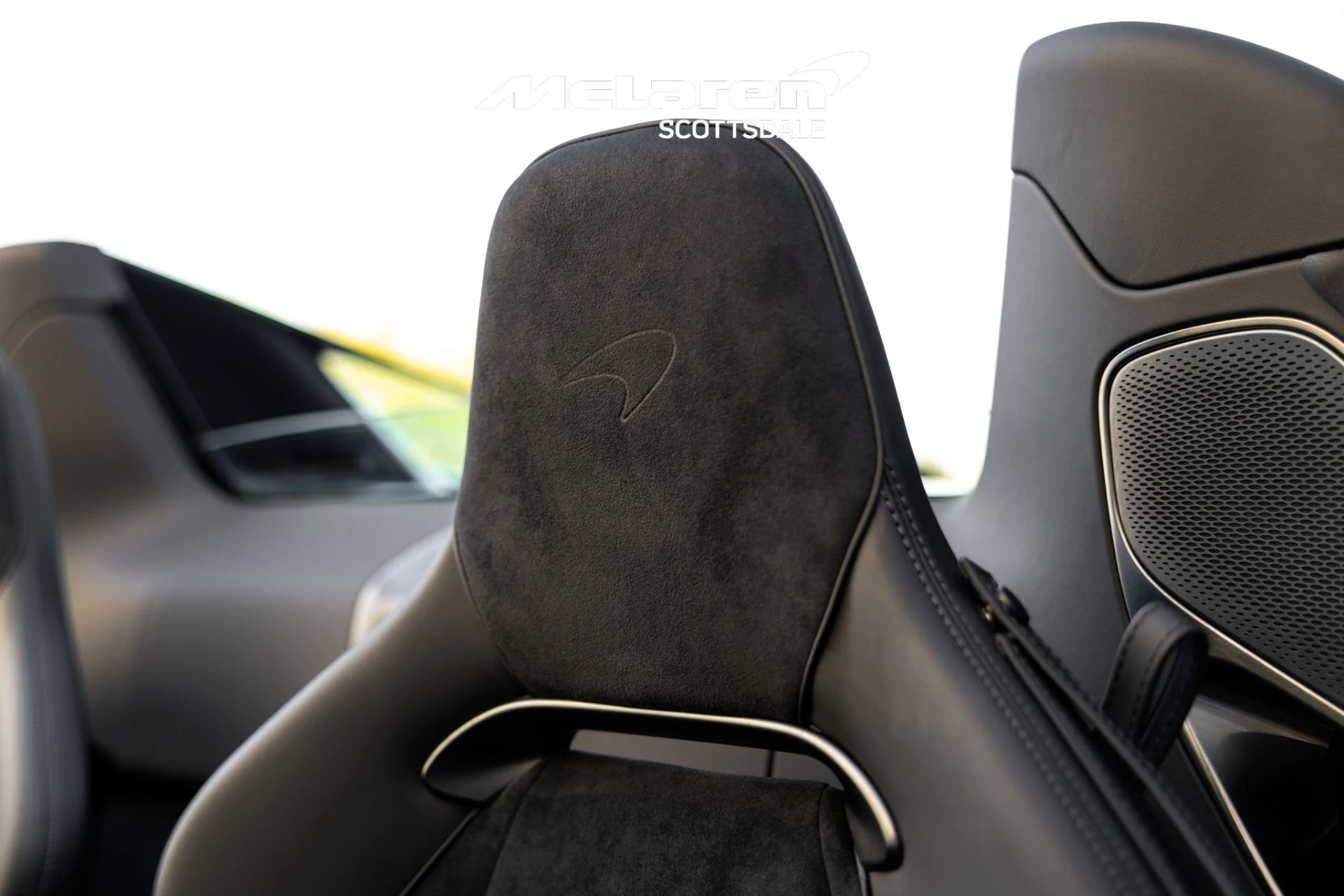 mph036_261779626_Used_2025_MCLAREN_ARTURA_SPIDER_1729282262_3e9cdef030