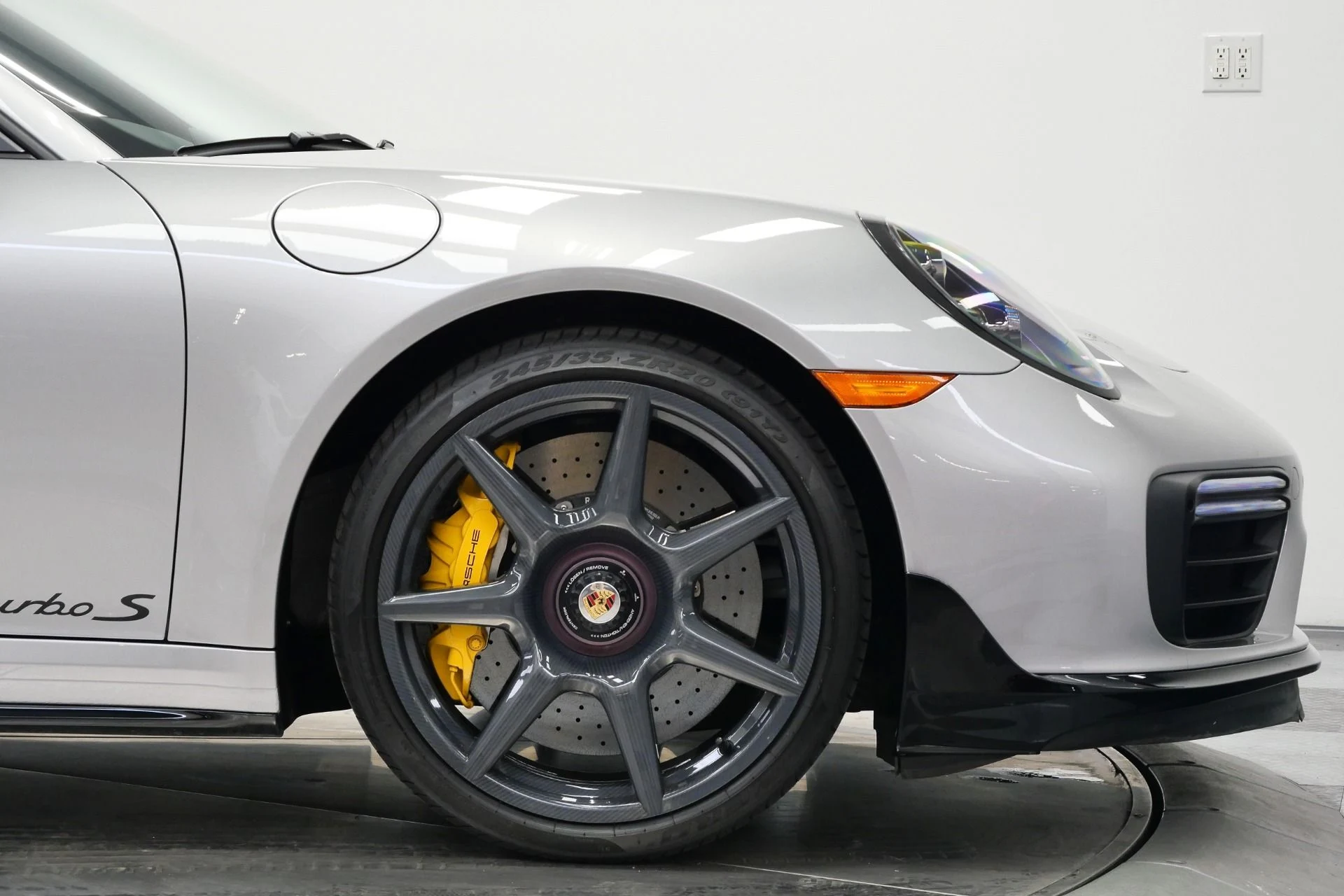 mph036_2618491165_Used_2019_Porsche_911_Turbo_S_Cabriolet_Factory_Carbon_Fiber_Wheels_Aerokit_Burmester_Audio_1766082238_edae7b5070