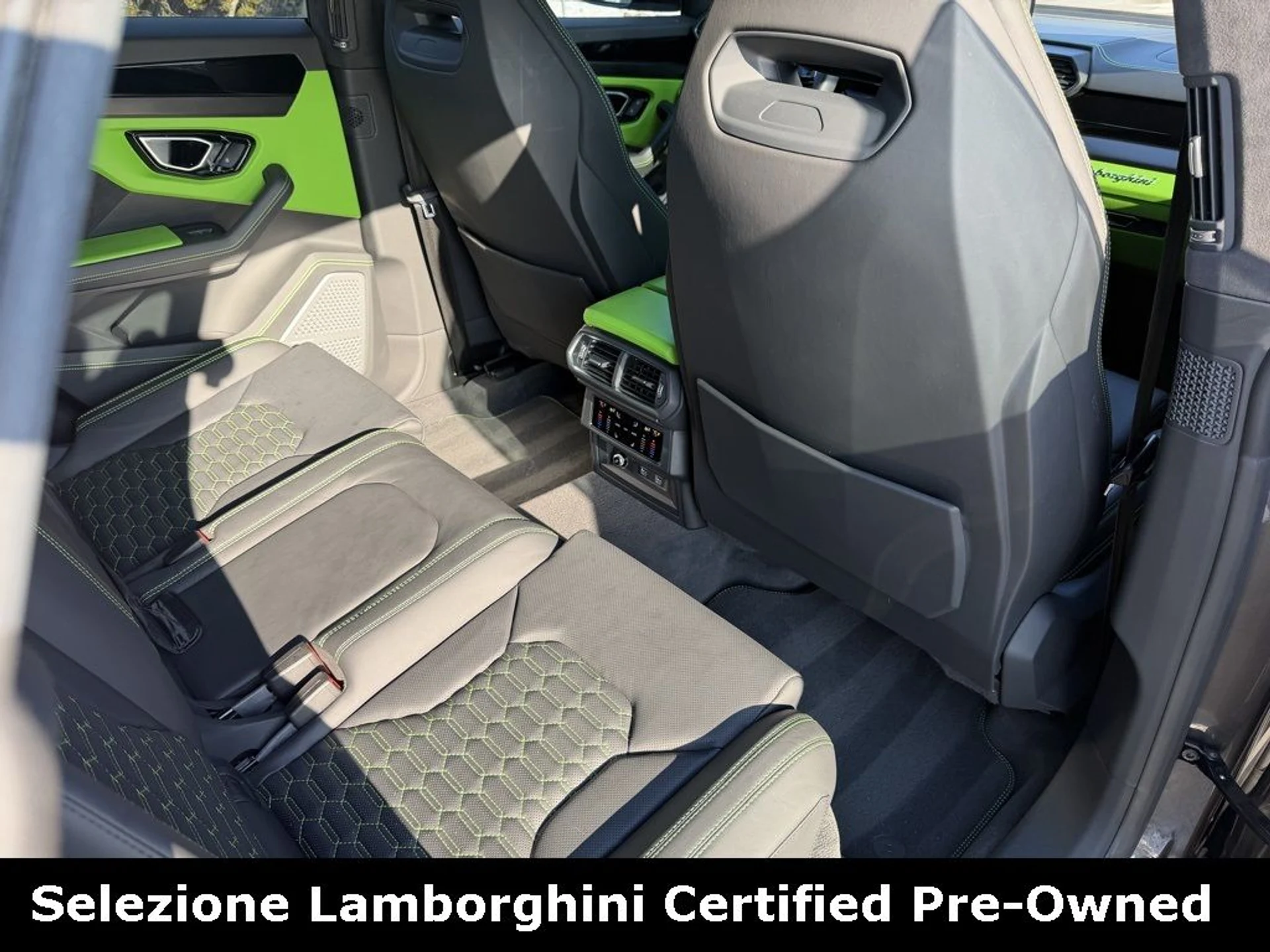 mph036_261966535_6bc00f7e03a40934657d527d0d73b980x_c99a04acae