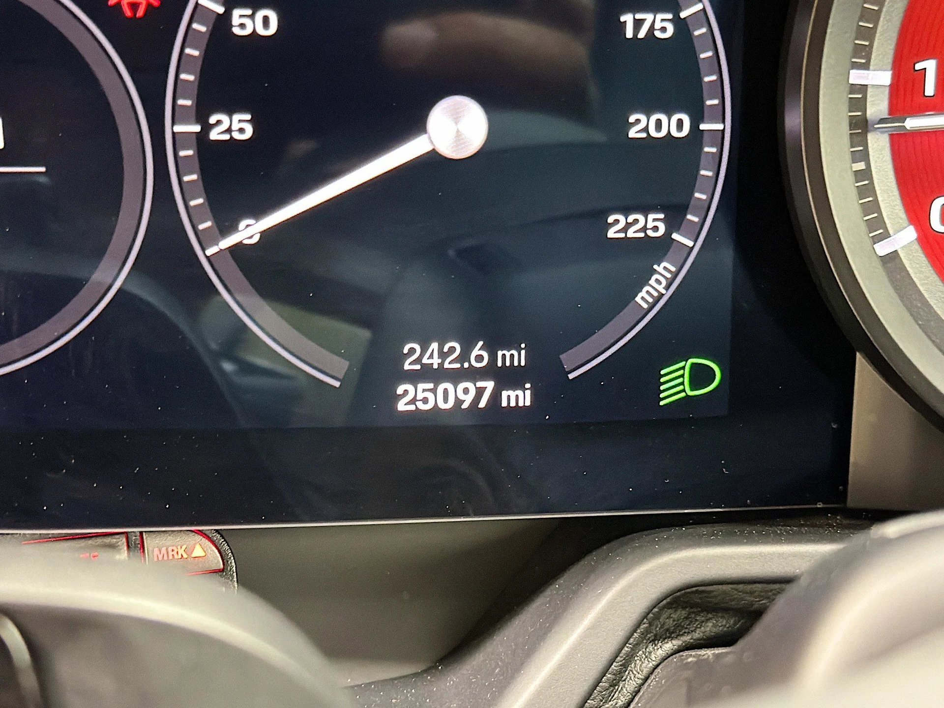 mph036_2624996348_0e591f9c1a8c17ebbd9f48ac3b63f77d_68c2168671