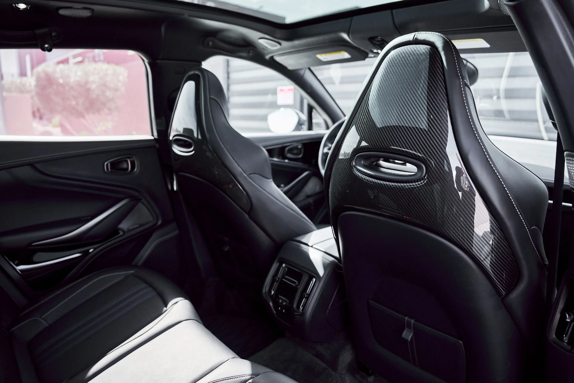 mph036_2627369739_Used_2025_Aston_Martin_DBX_707_1771642285_0fd717d6c6