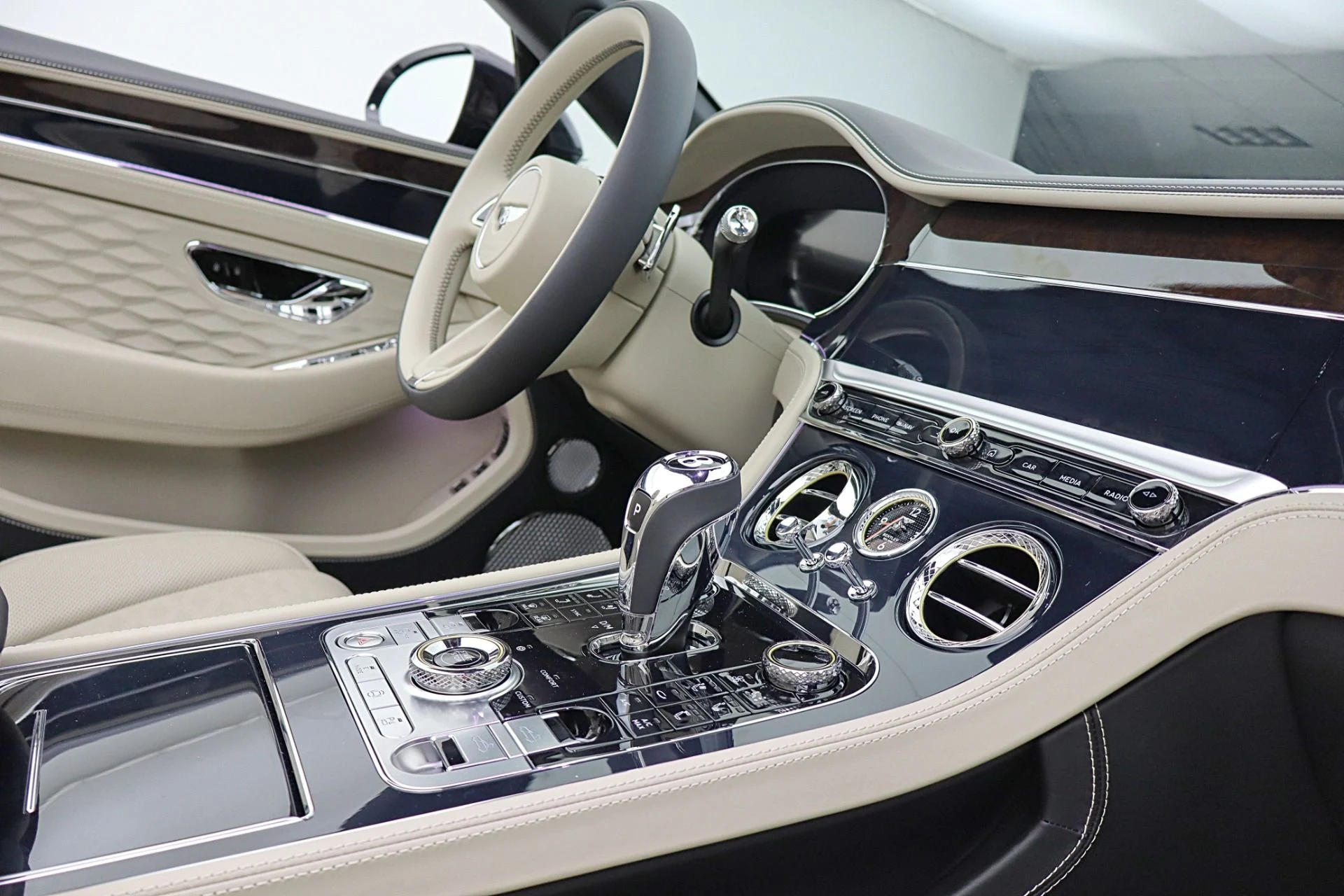 mph036_2635117318_New_2026_Bentley_Continental_GTC_Speed_4c14f7c8c2