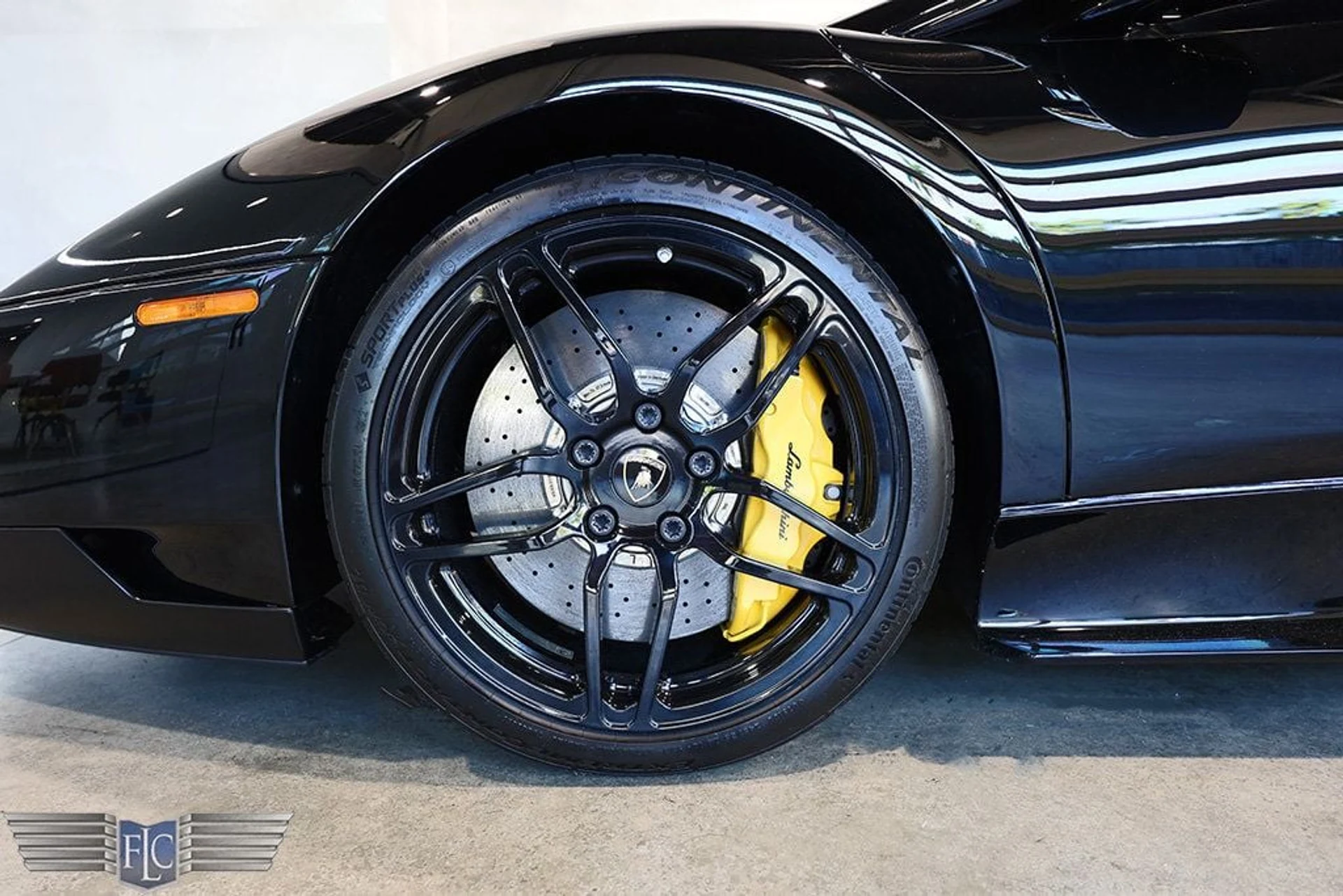 mph036_2648453676_used_2010_lamborghini_murcielago_2drlp6704superveloce_9689_22931171_37_1024_300d9ad348