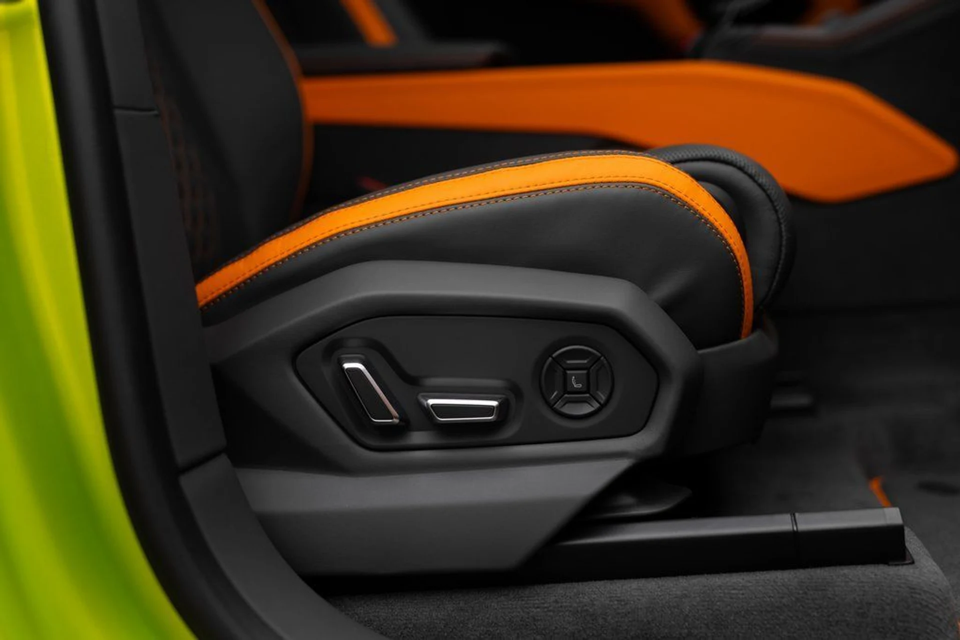 mph036_2649994016_a3d107f06f9086d019b81f9a8e13a02cx_85de3991b4