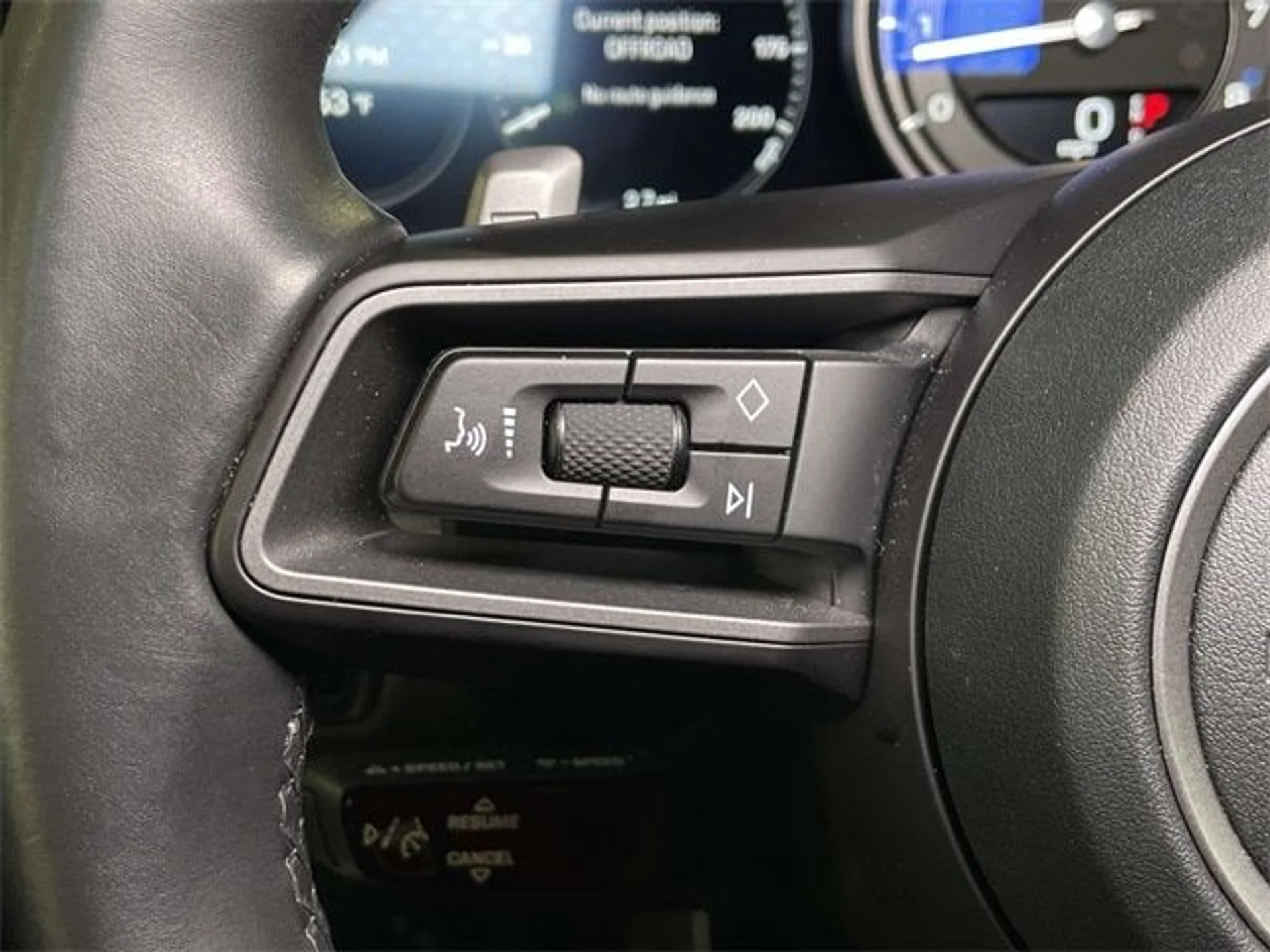 mph036_2654516657_9e82dc3dc680ae9ad80715b6718e1bedx_2025a16d85