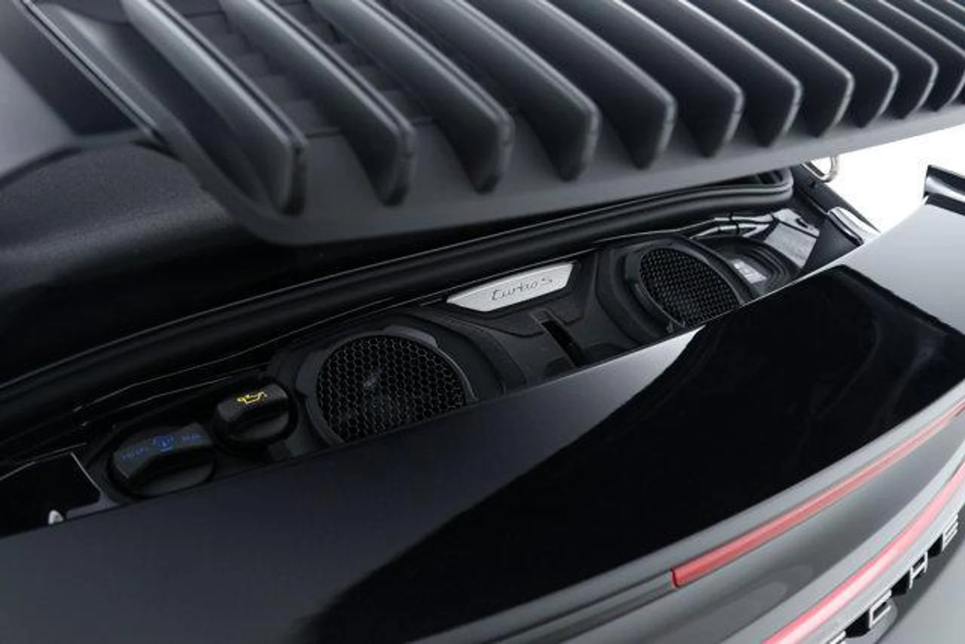 mph036_2658827928_P_Jsb1t5_Hzr_Tnl_K9a_HC_Vop_B_Gvnk_abd328c20c