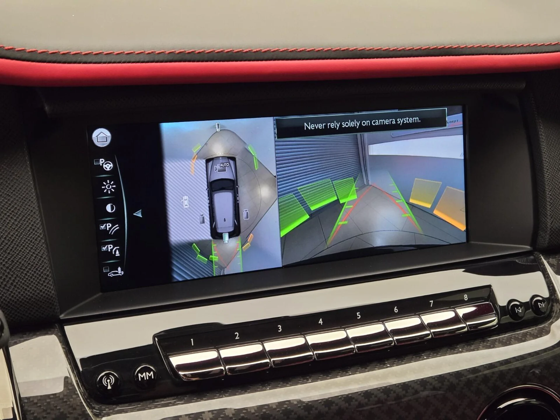 mph036_2660556222_Used_2022_Rolls_Royce_Black_Badge_Cullinan_1773381777_2835001b8d