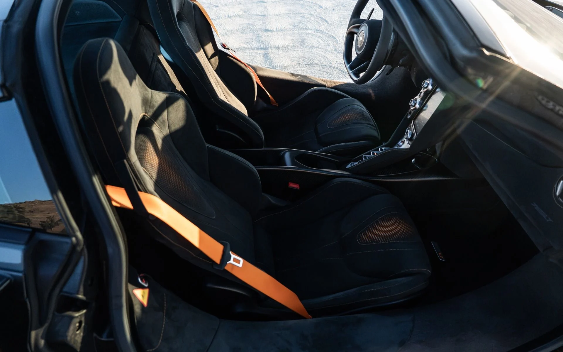 mph036_267175601_Used_2021_Mc_Laren_765_LT_1785775299_8b1c93f83c