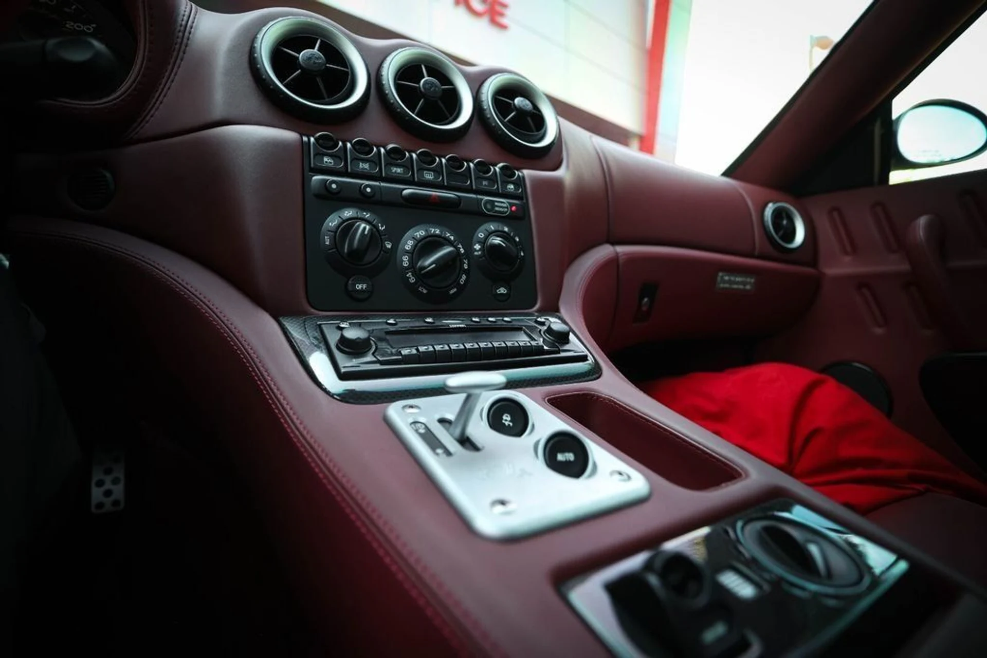 mph036_2673701347_a60dd1588c8c55991914d681325fe8f0_1c0a5a438b