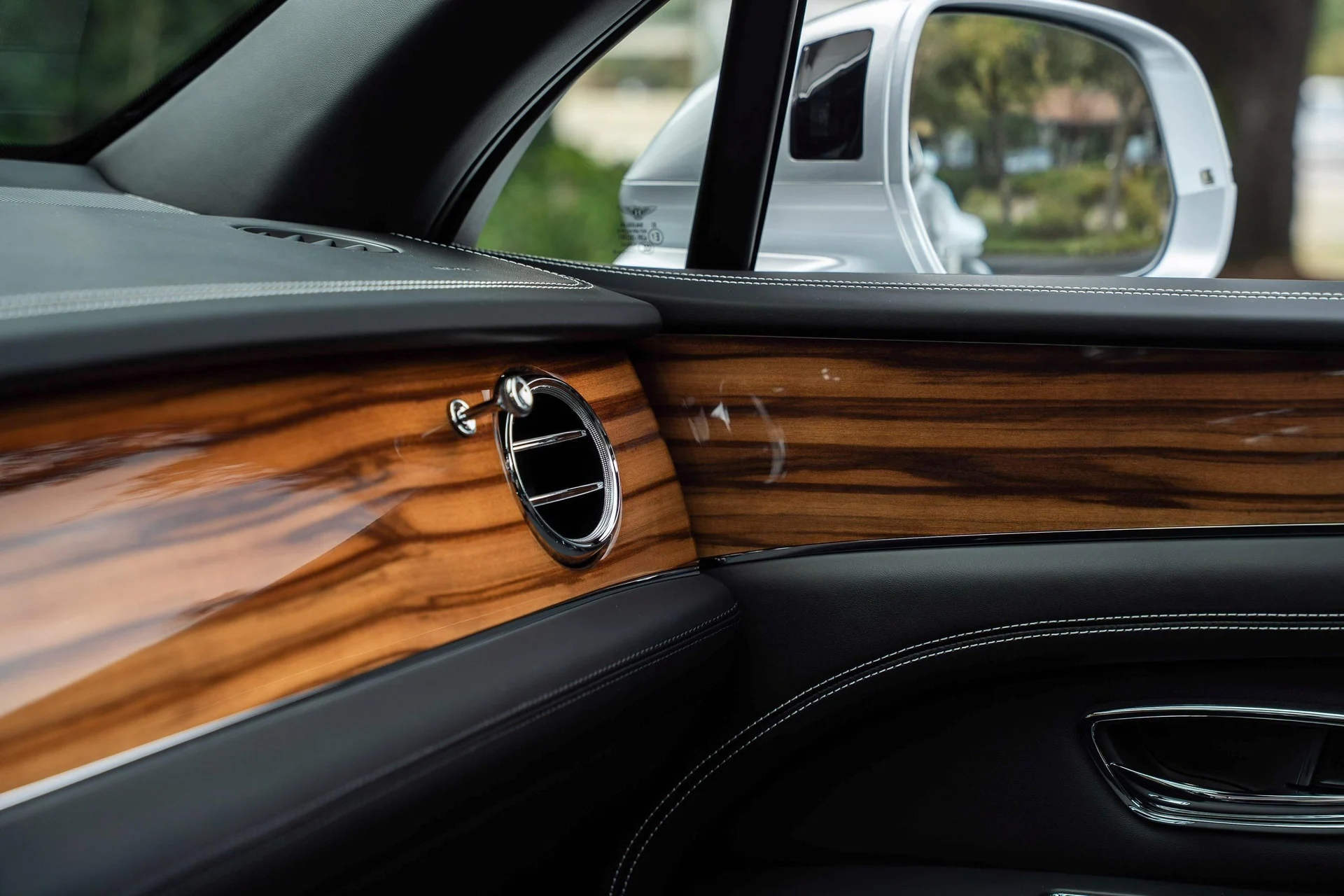 mph036_2676004520_470962005_69254bd14f45499275381084_609d18907c