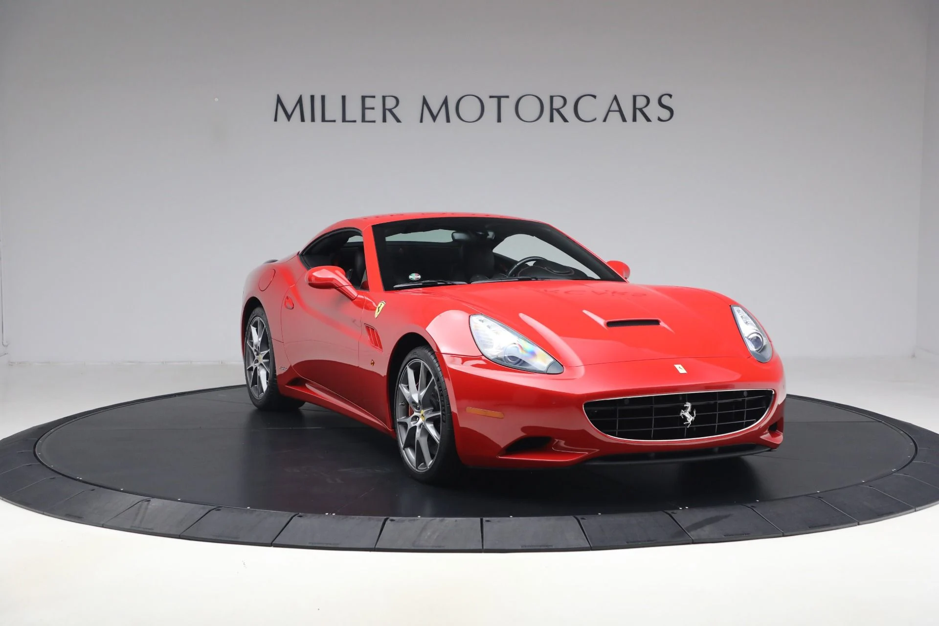 mph036_2681451690_Used_2014_Ferrari_California_30_1790957521_e60cf05751