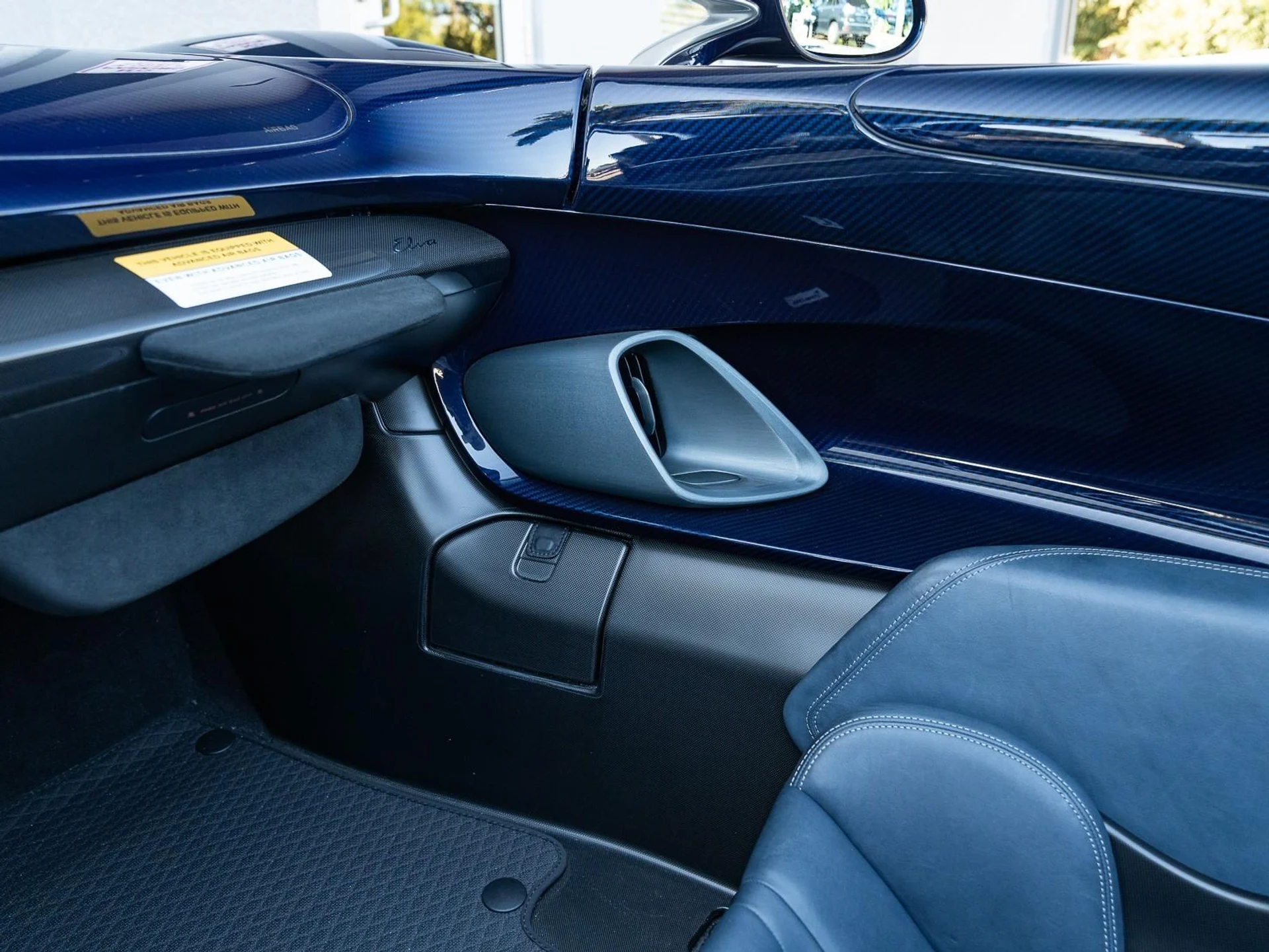 mph036_2695171924_Used_2021_Mc_Laren_Elva_1766175045_a7bd343fa8