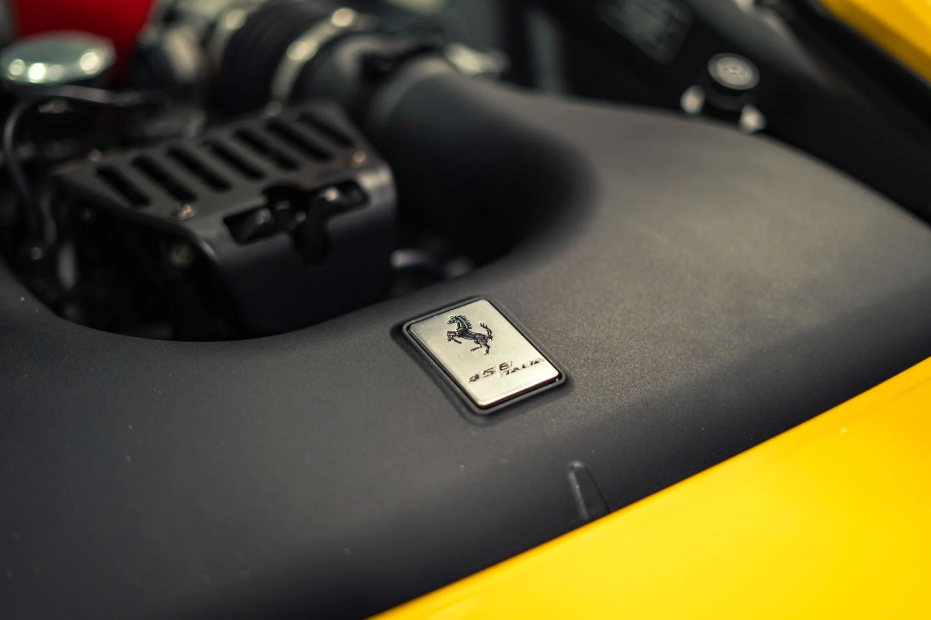 mph036_2695275924_Used_2011_Ferrari_458_Italia_1777060526_cecef5b620