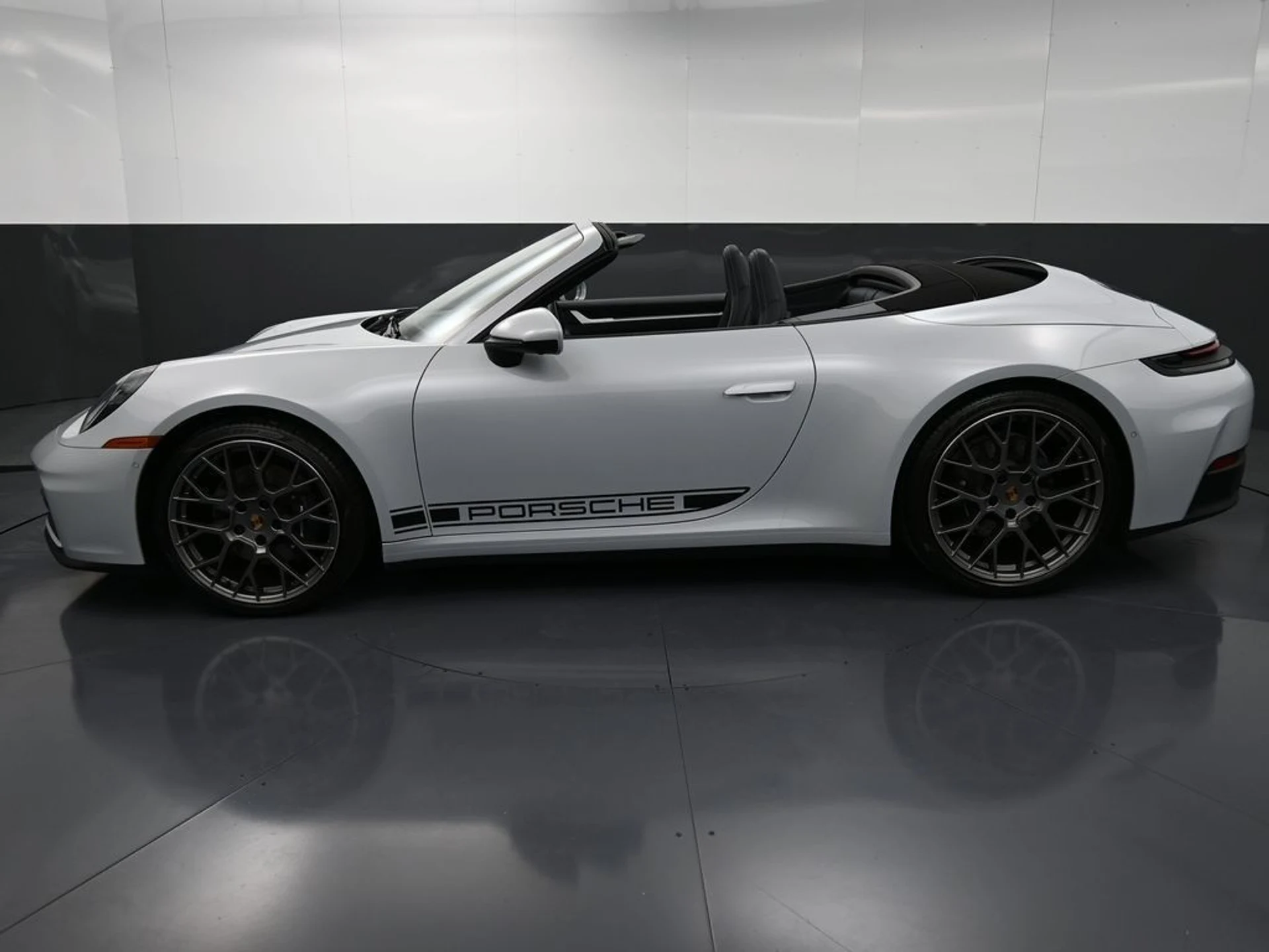 mph036_2702996510_image_36_0287625a7a