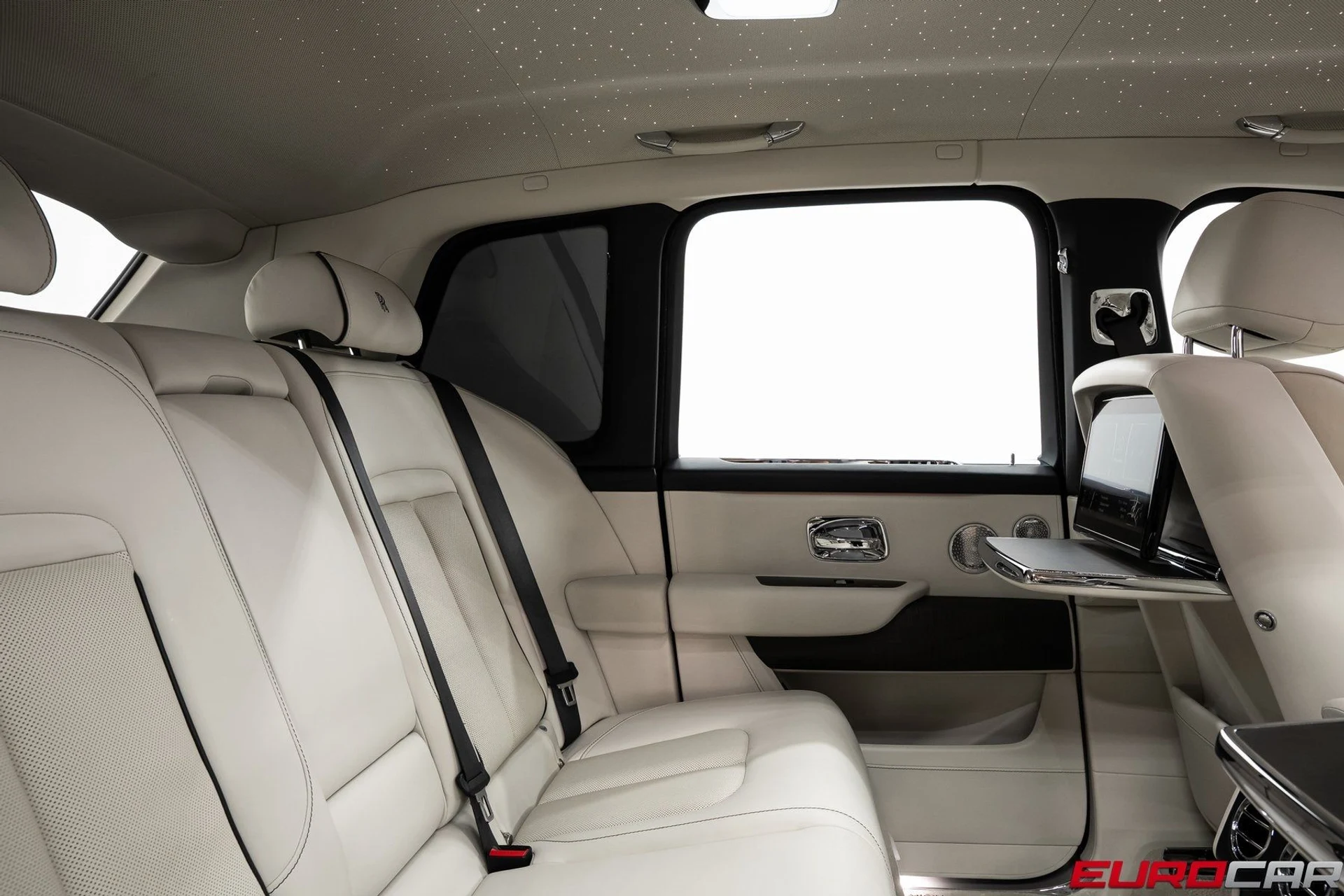 mph036_2707795806_image_37_12df0e6653