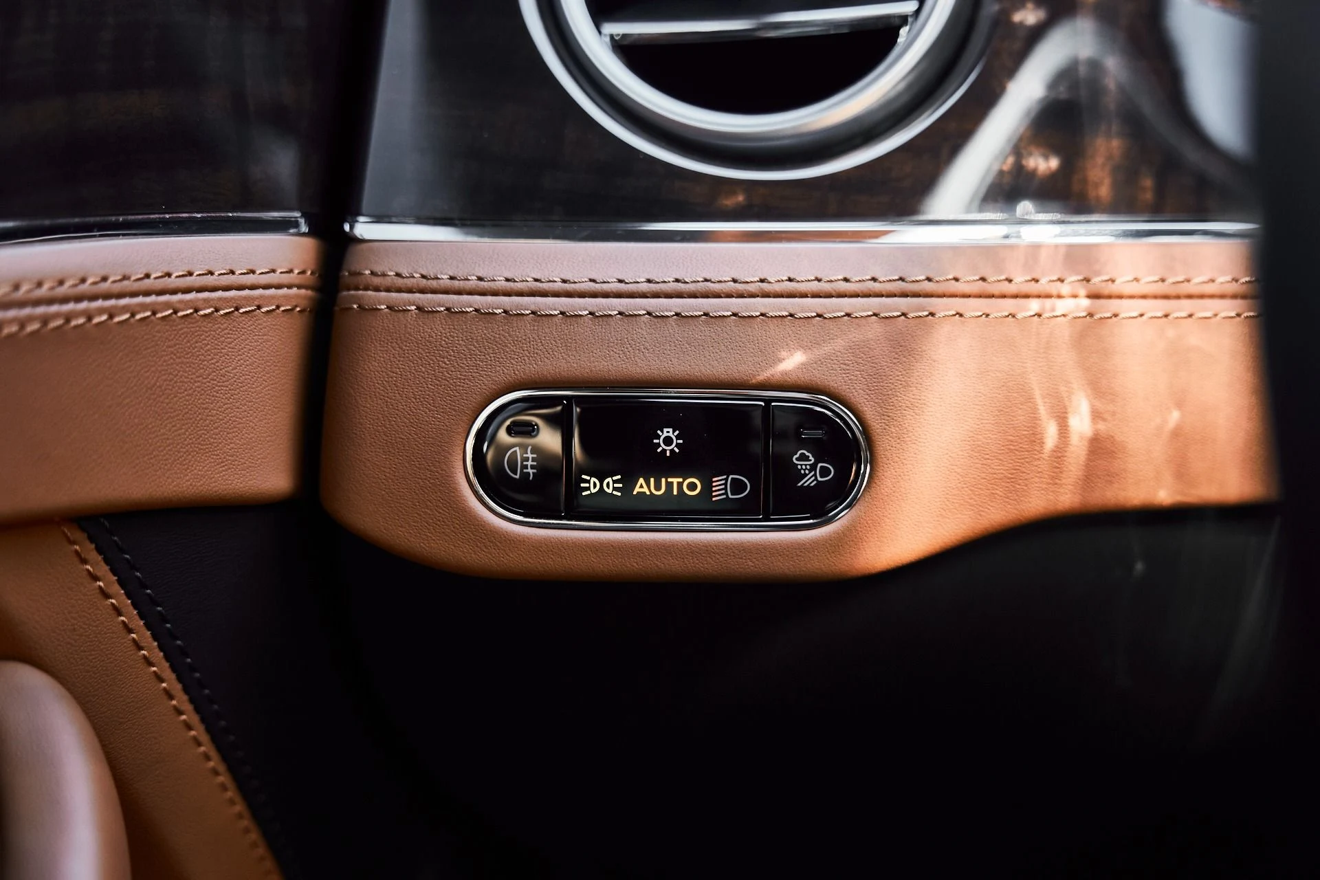 mph036_2736132856_Used_2025_Bentley_Continental_GT_Speed_1775343865_db60cb9d66