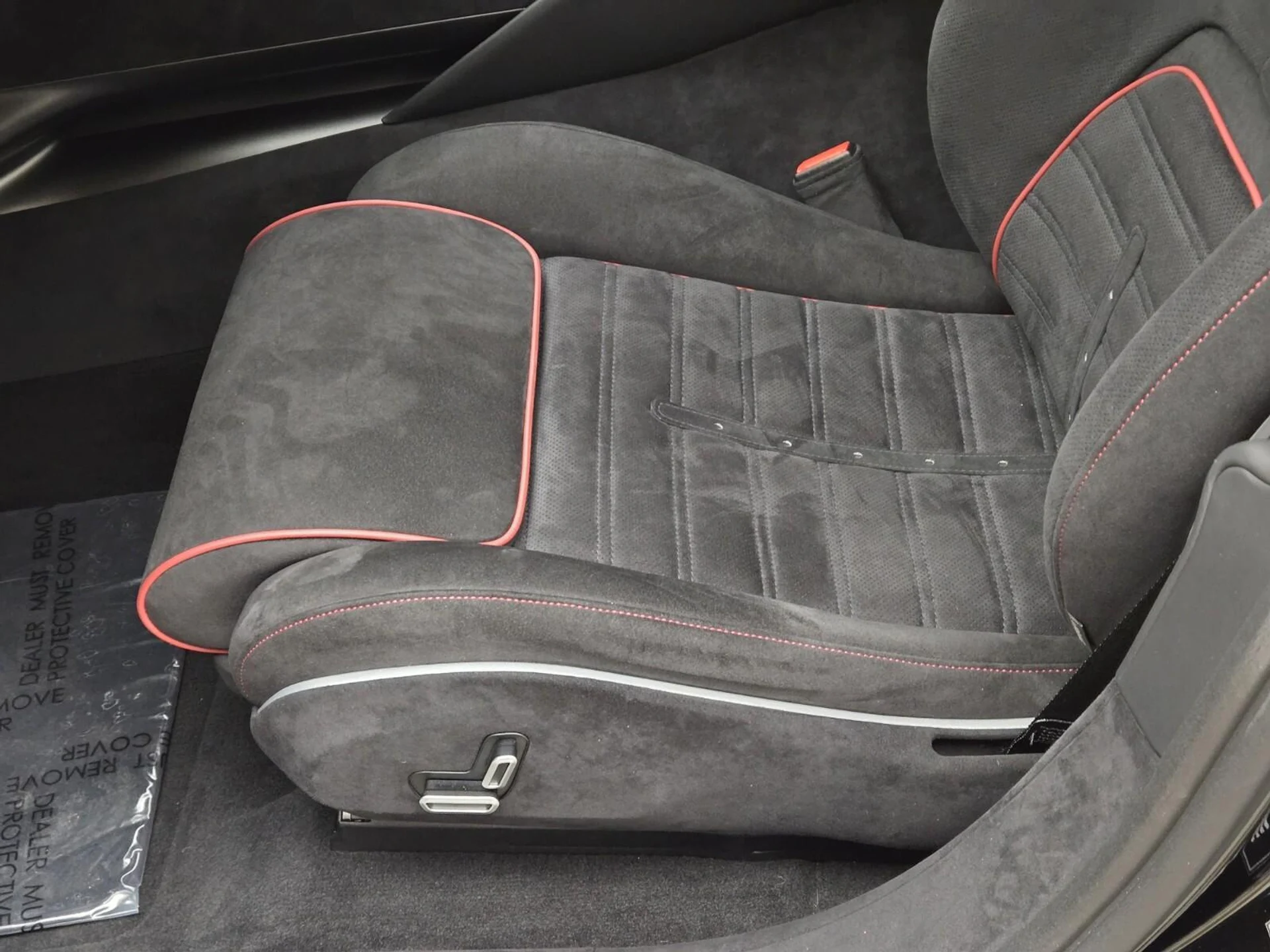 mph036_2739964901_Used_2026_Ferrari_Purosangue_1769237458_6e2a5cd1ce