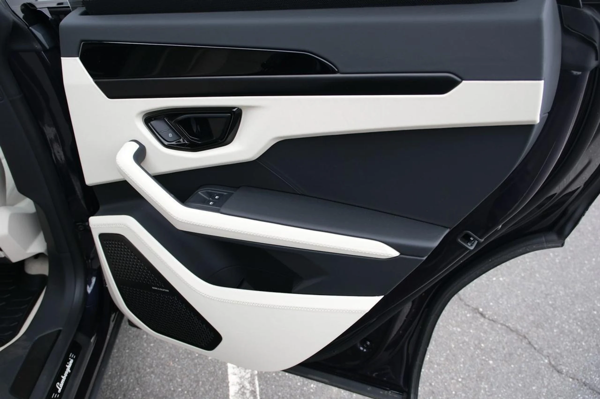 mph036_2742047007_c8df12665e5d203c3c946fcae9760915_640423535a