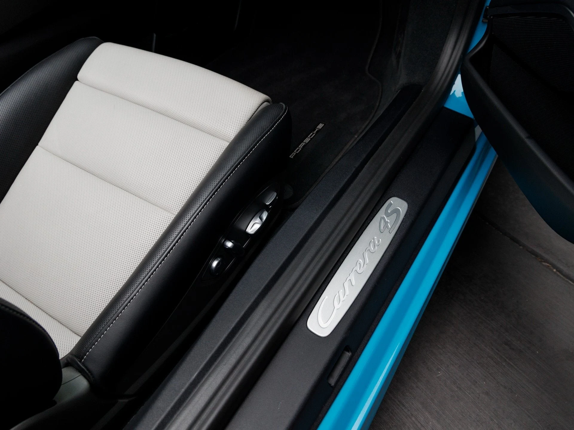 mph036_2753828719_37_b2e0328ebb