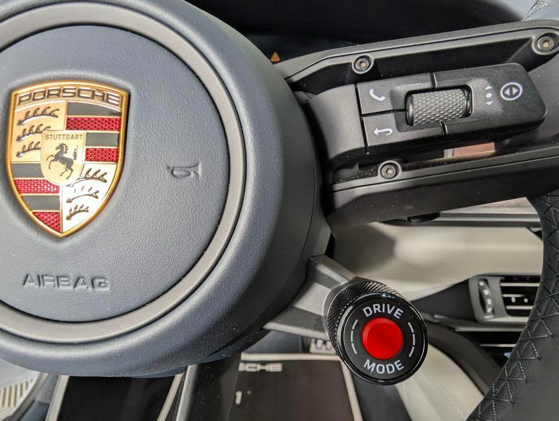 mph036_2758631894_57g0_Rh_Bo_K1i_O5u_Hvnr_M_Vy_T_Ojrr_M_610d341b7b