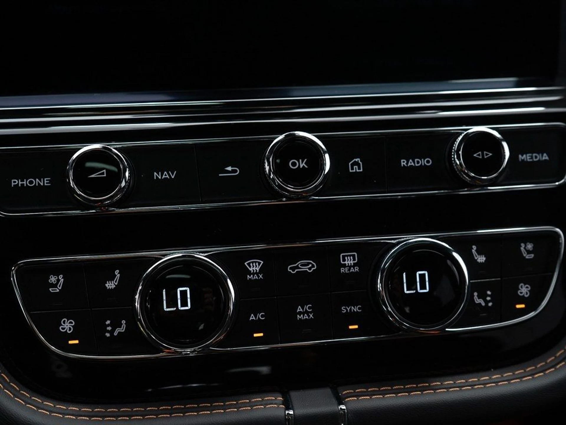 mph036_2765397637_e4423c525363784c16697623f1311ce3_91efe6dd13