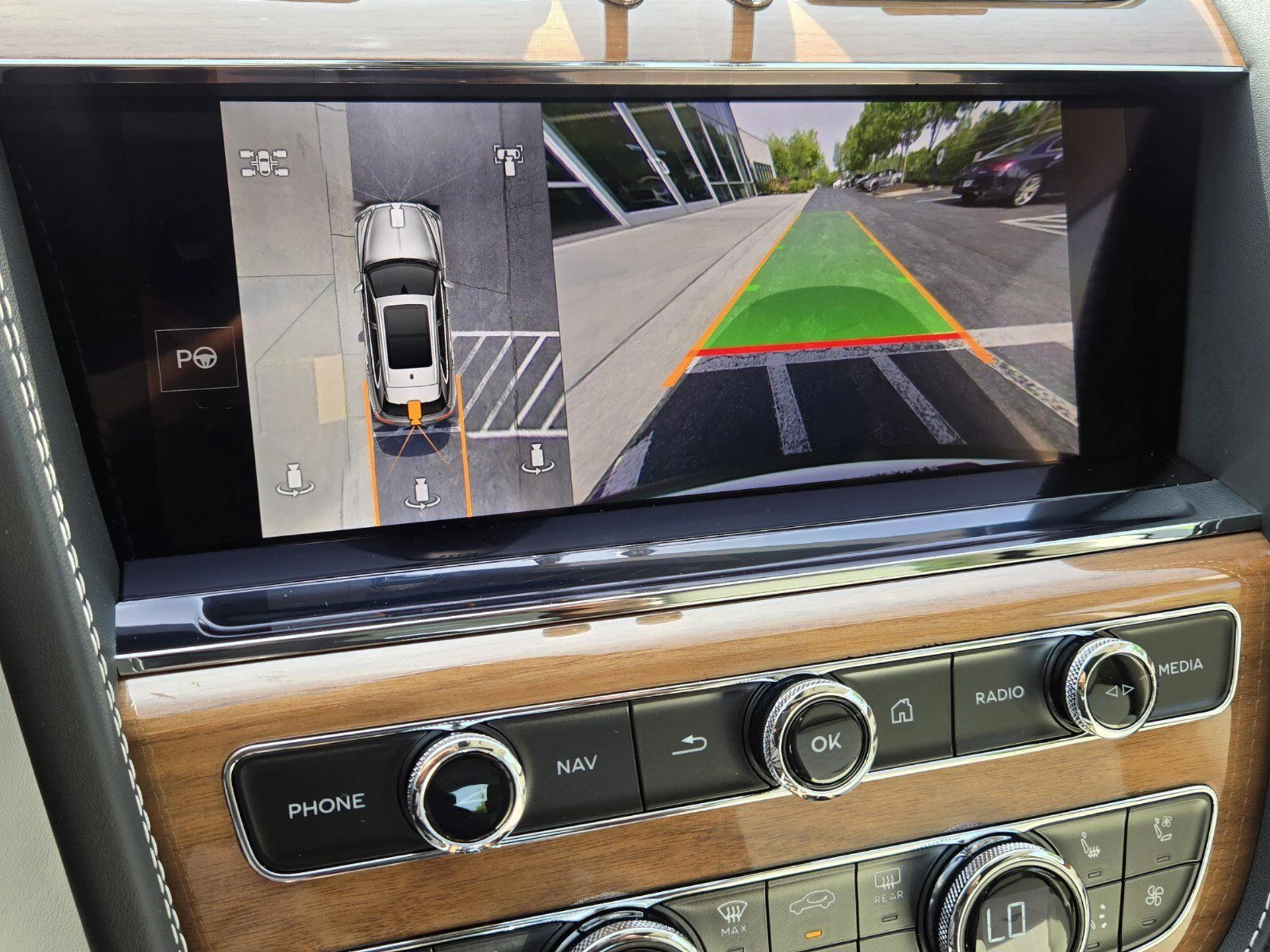 mph036_277011203_c9a90f3a02ea7663eb3da166bc7a69bax_4ca54c1575