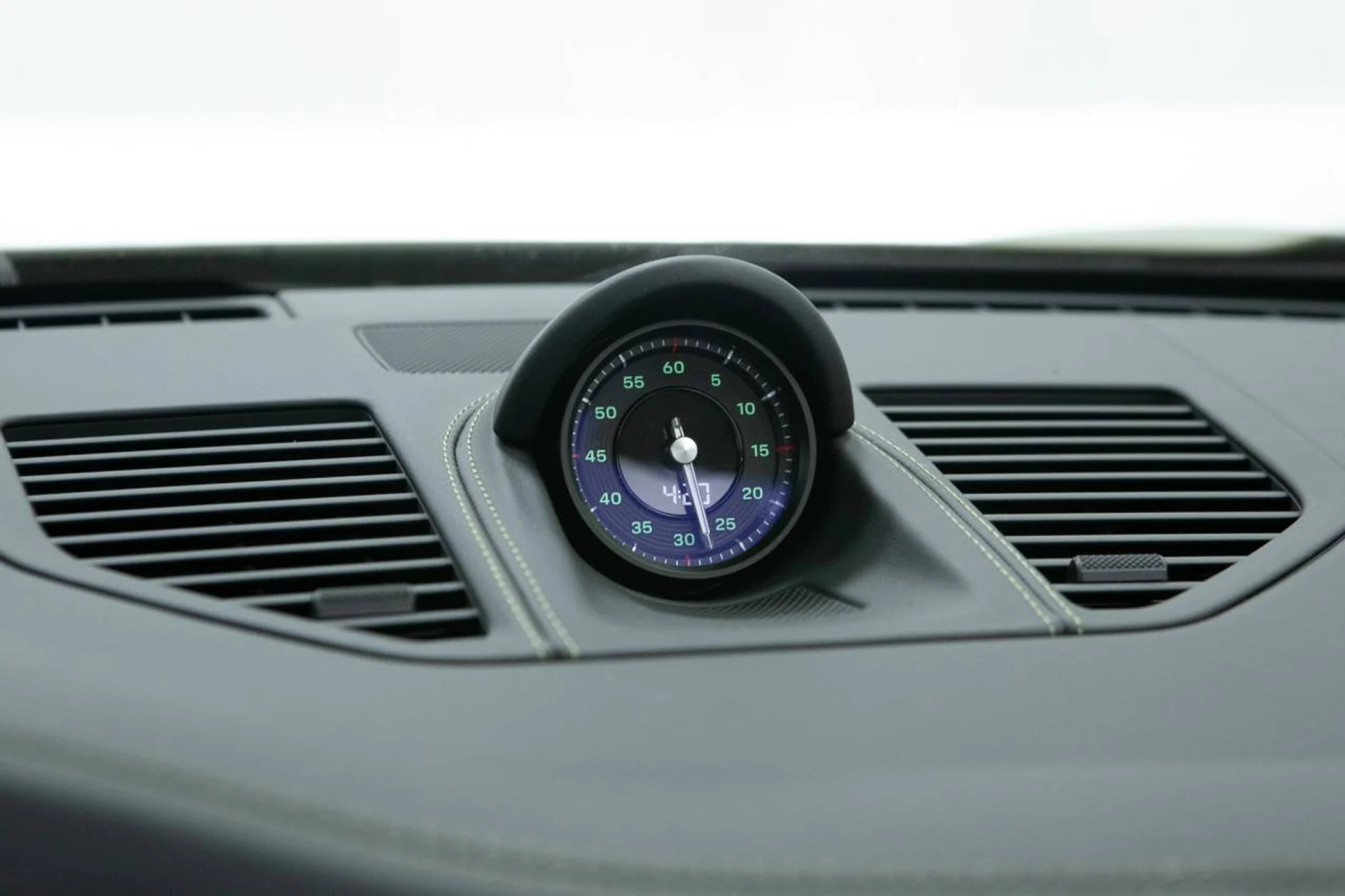 mph036_2792815488_bf690e0d79adaa583929afd29b2df72cx_f285887b8e