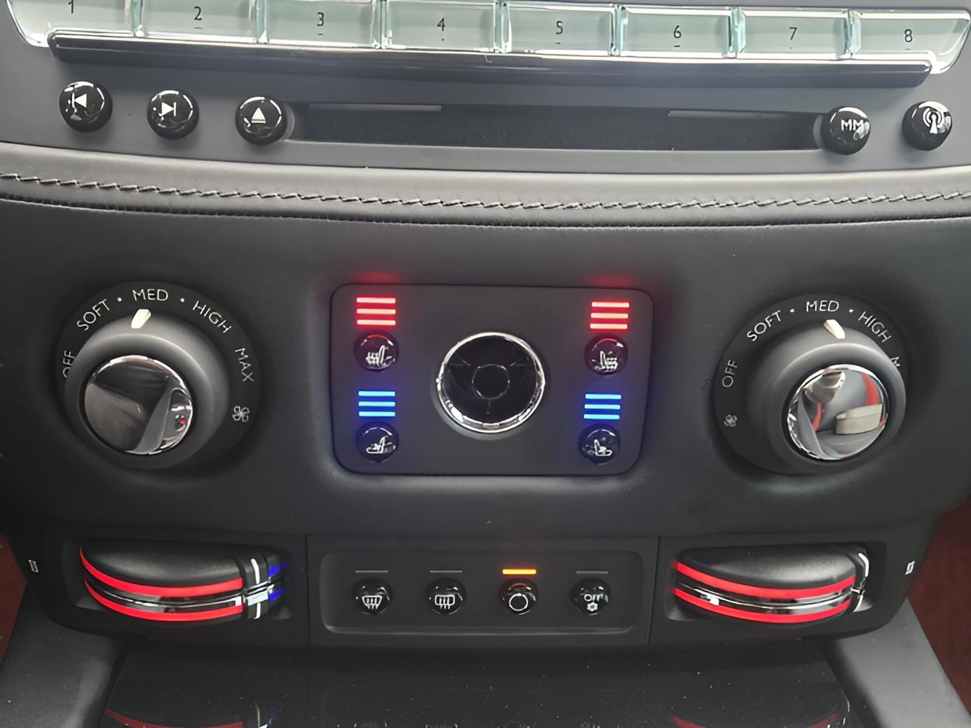 mph036_2794268021_16d91f894a77605c0f29ddd3c8188463x_8f4ae6bd62