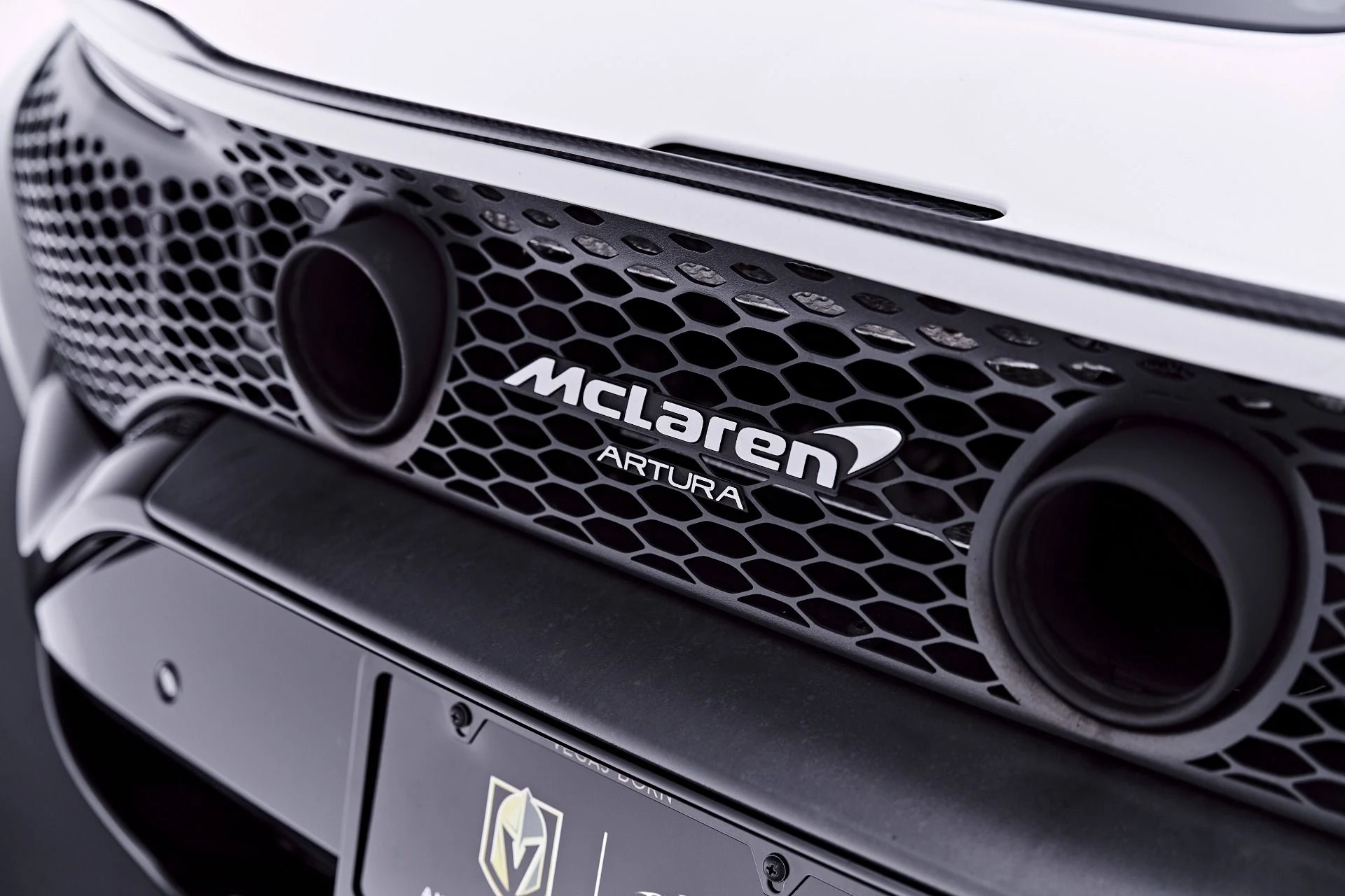 mph036_27973824_Used_2024_Mc_Laren_Artura_1782759257_0c26dbe044