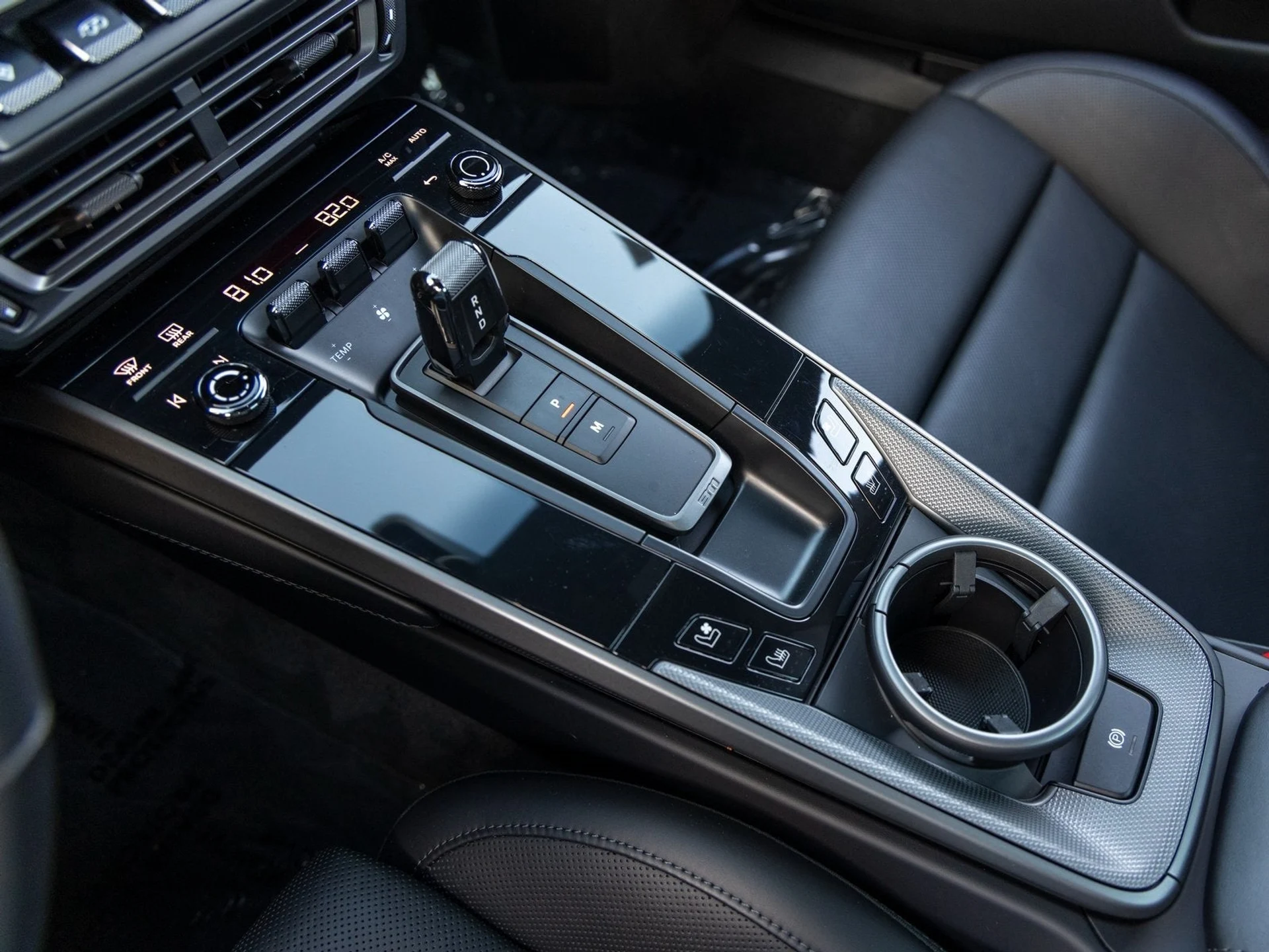 mph036_2816366278_37_810ba082dc